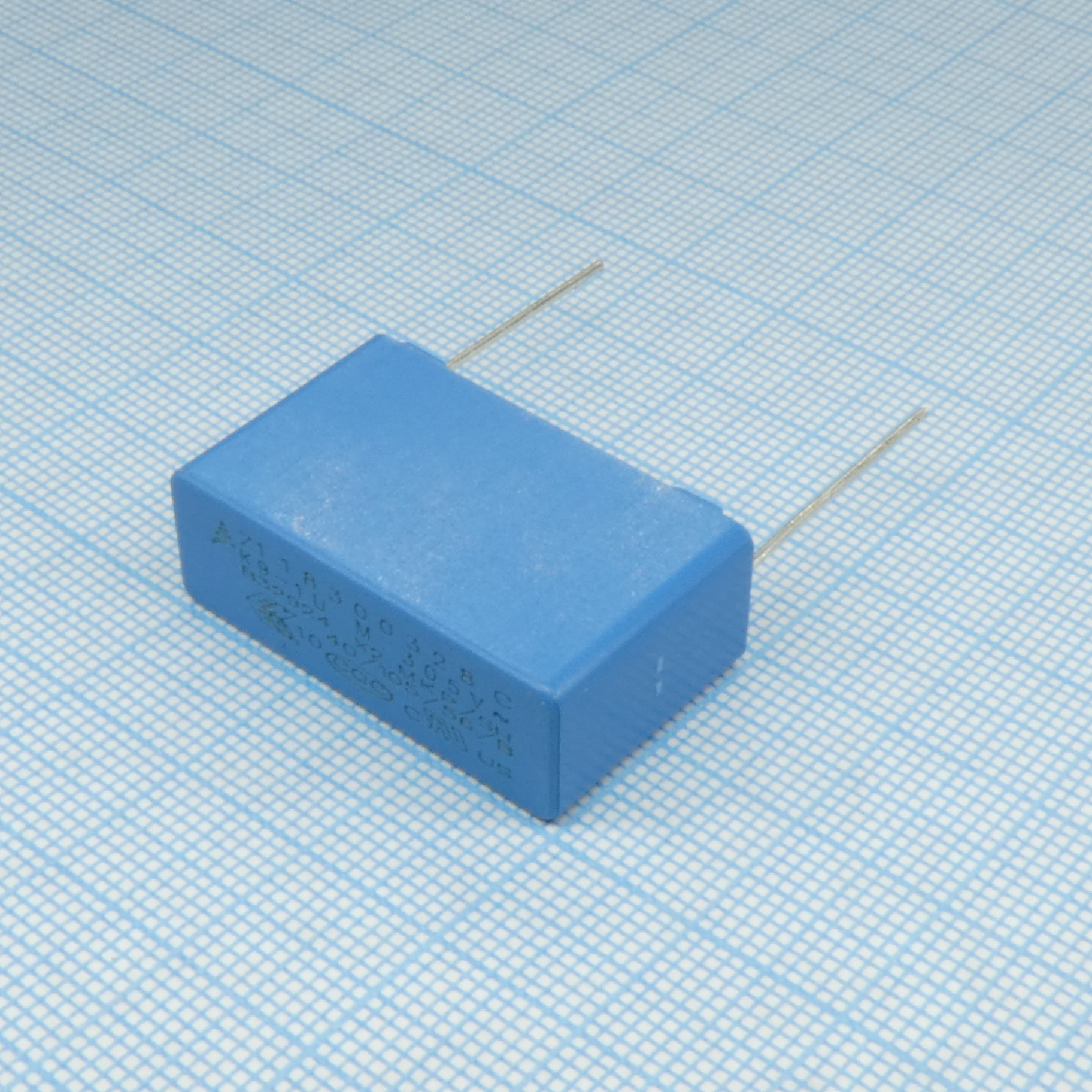 B32924C3105M189 - 305VAC 1µF ±20% e: 27,5 мм 110°C X2 class конденсатор подавления ЭМП Reel