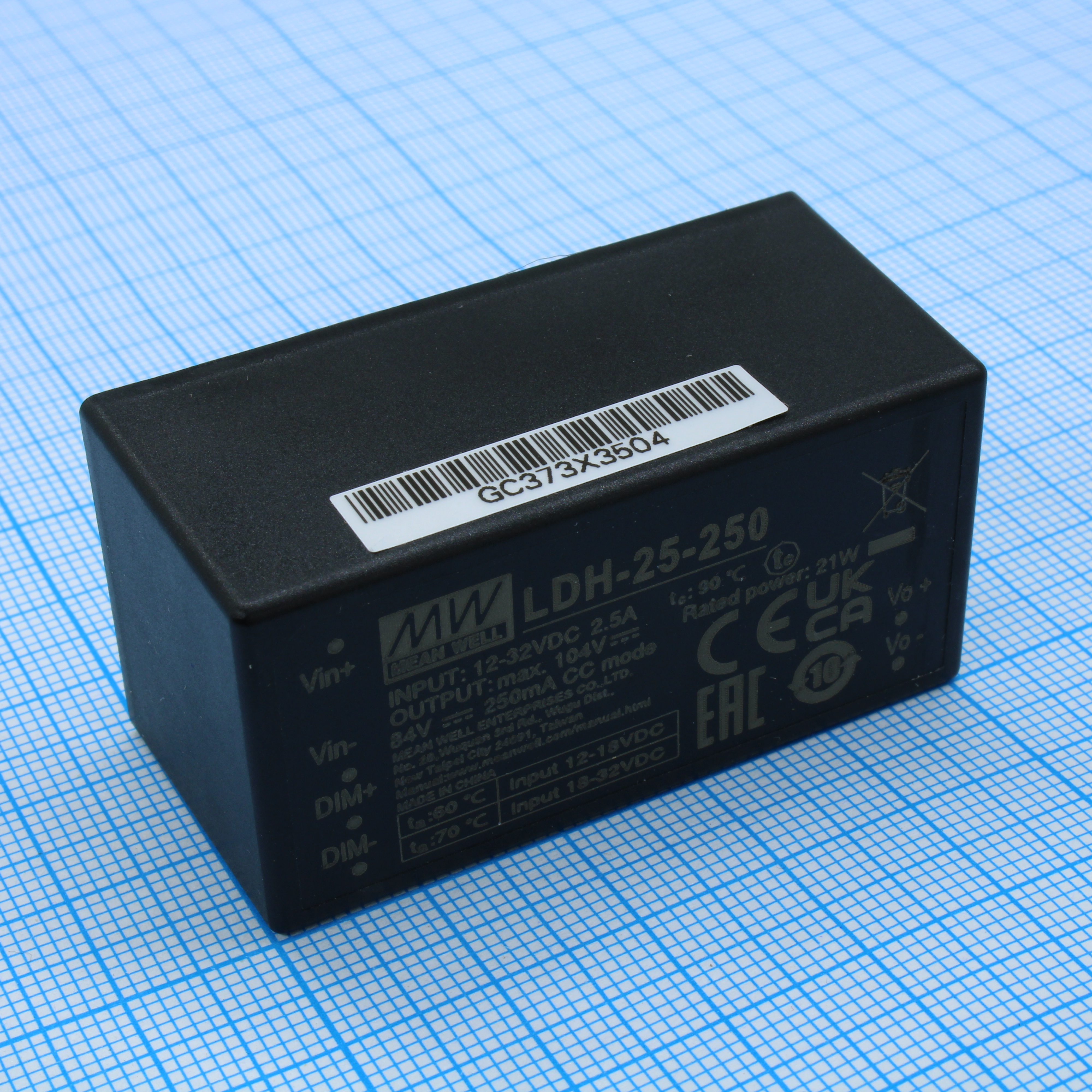 LDH-25-250 - DC/DC LED понижающий, вход 9.5…32В, выход 12.5…84В/0.25А, КПД до 94%, вход DIMM 2 in 1, 52.4x27.2x24мм, DIP, -40…70°C, пластик