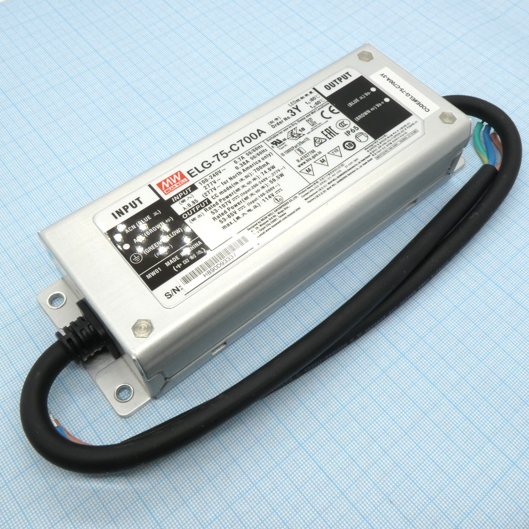 ELG-75-C700A-3Y - AC-DC, 74.9Вт, IP65, вход 100…305В AC, 47…63Гц/142…431В DC, ККМ, выход 53…107В/700мА, изоляция 3750В AC, в кожухе 180х63х35.5, -40…+85°С (корпус), рег. выхода, с проводом заземления