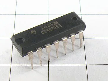 Микросхема CD4070BE