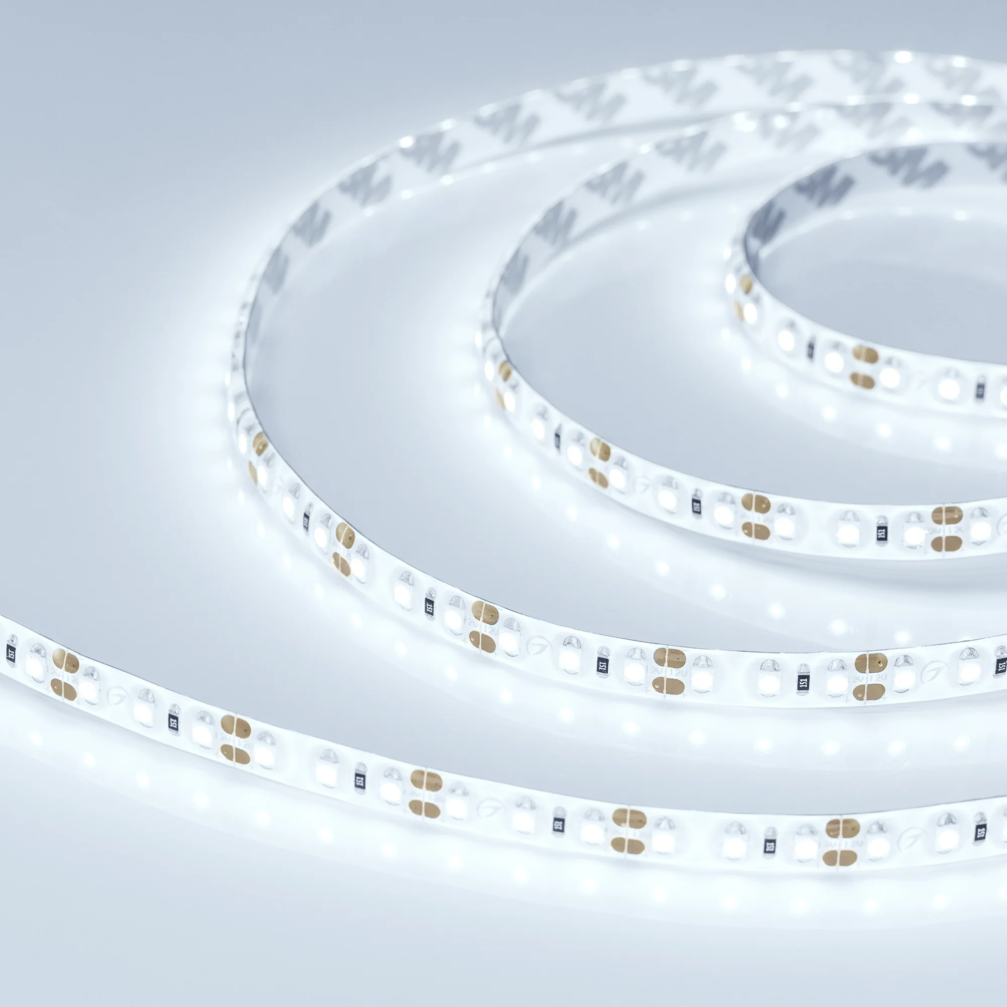 Лента герметичная RTW-SE-A120-8mm 12V Cool 10K (9.6 W/m, IP65, 2835, 5m) 016838(2) - Гибкая лента LUX, герметичная IP65 (силикон сверху), светодиоды smd 2835, 120шт/м (600шт на 5м), скотч 3М. Цвет ХОЛОДНЫЙ 8000-12000K. Питание 12V, мощность 9.6 Вт/м (48 В
