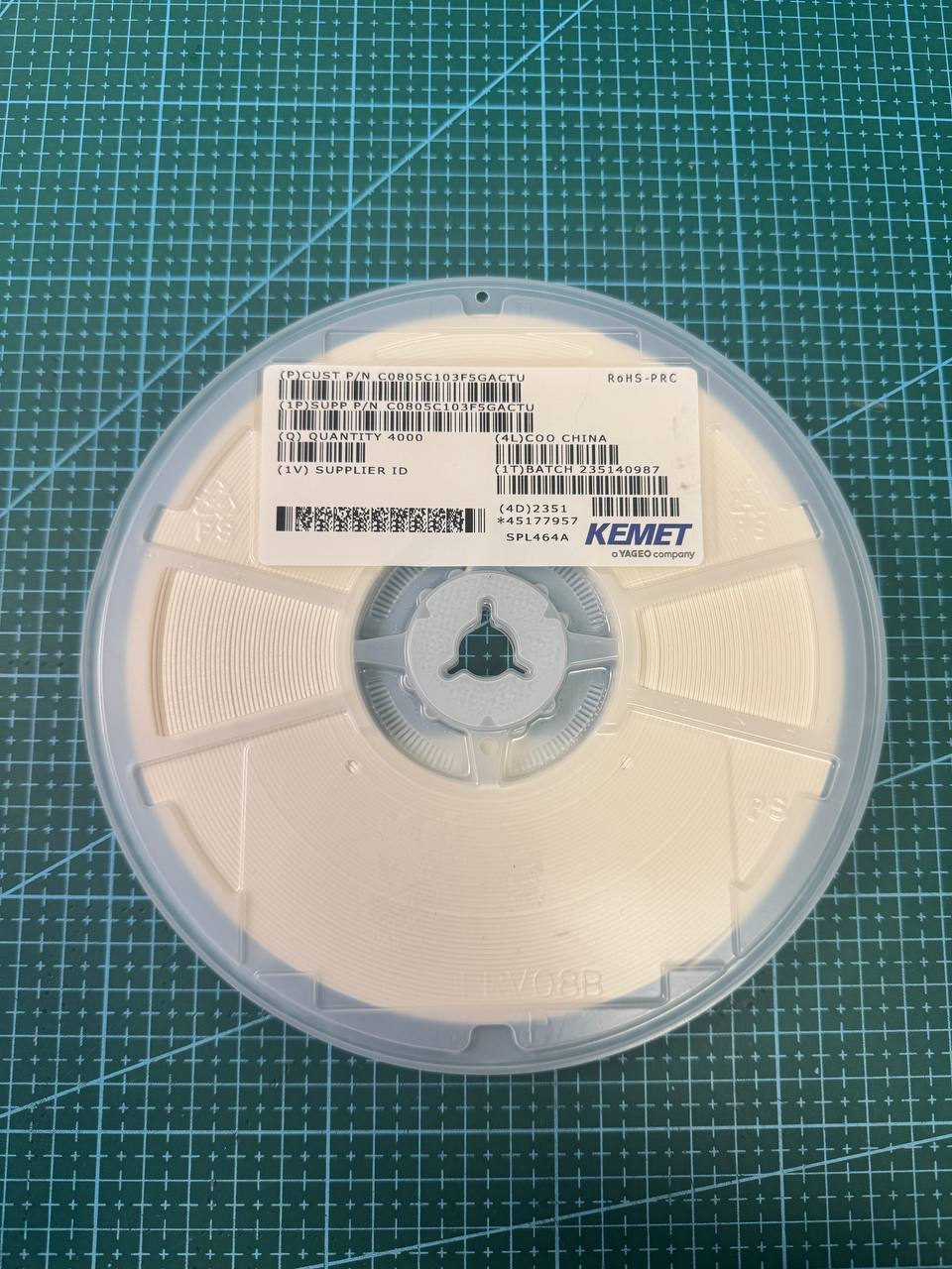 Керамические конденсаторы C0805C103F5GACTU (Kemet)