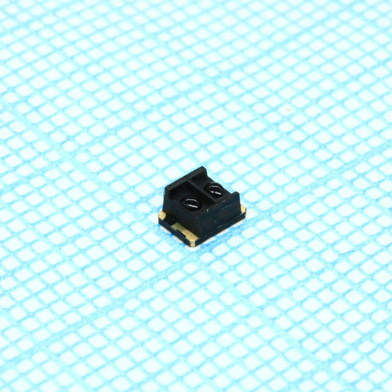 GP2S700HCP - Оптический датчик на отражение 950нм