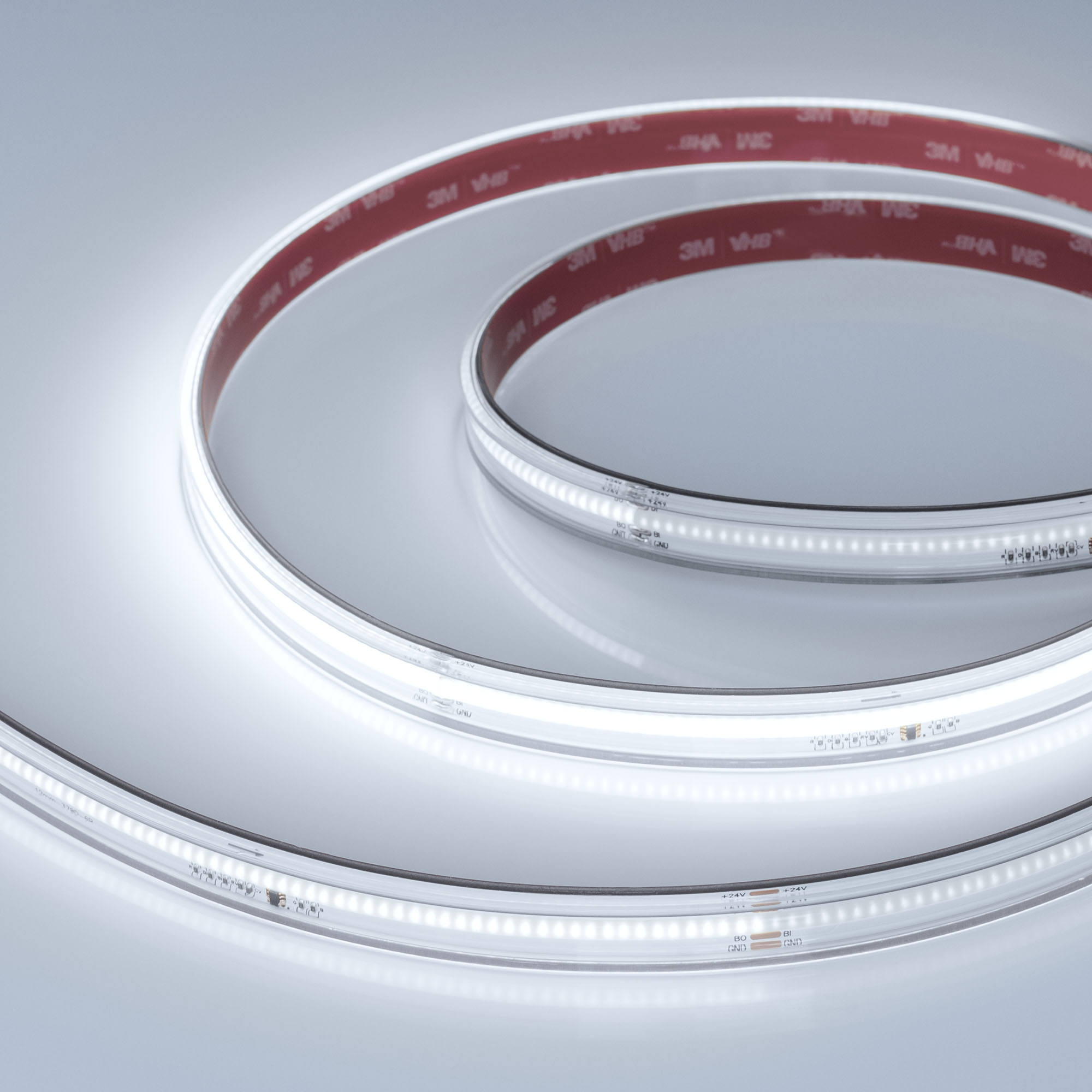 Лента герметичная SPI-COB-PS-X378-14mm 24V White6000-PX63-BPT (7 W/m, IP67, 5m) 041741 - Светодиодная лента SPI-X378, герметичная IP67 (PS - силиконовая экструзия), микросхема WS2818B. Светодиоды CSP 378 шт/м (1890шт на 5м), 1 pixel = 63 LED, белая плата,