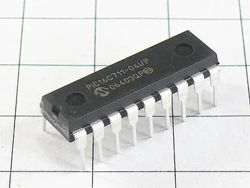 Микросхема PIC16C711-04I/P