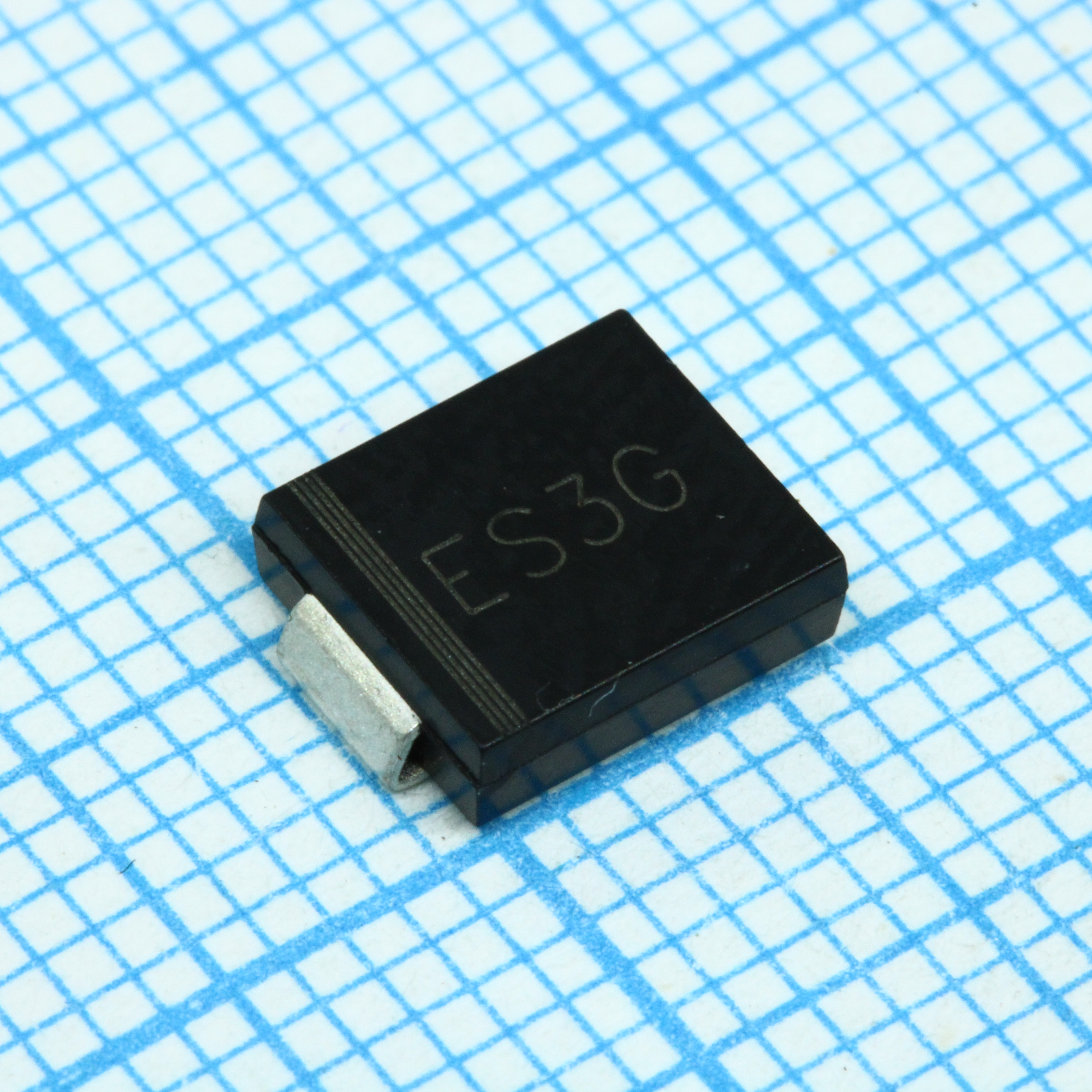 ES3G - Диод импульсный 400В 3A автомобильного применения 2-Pin SMC лента на катушке