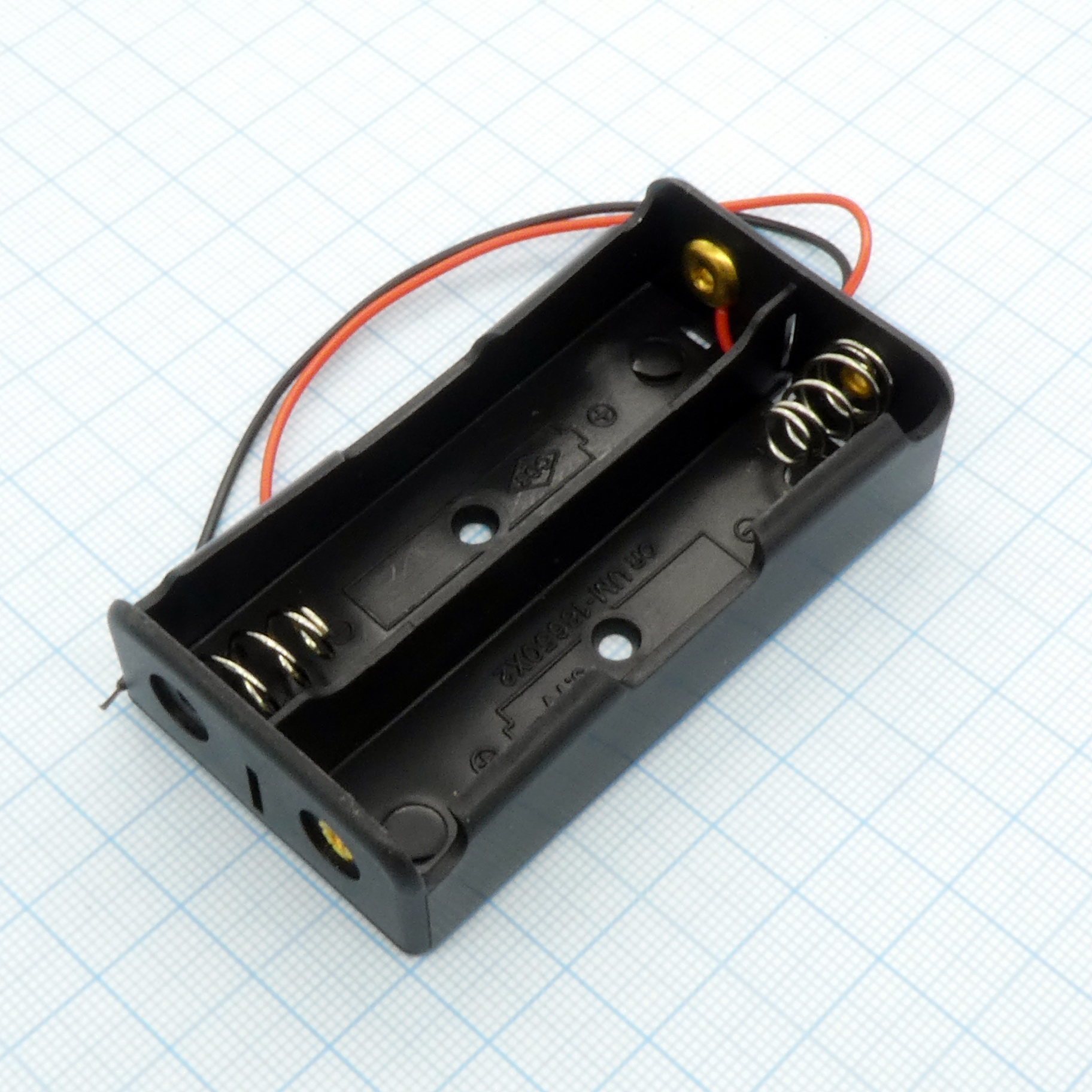 Держ.батарей 2*18650 с проводом - держатель батарей