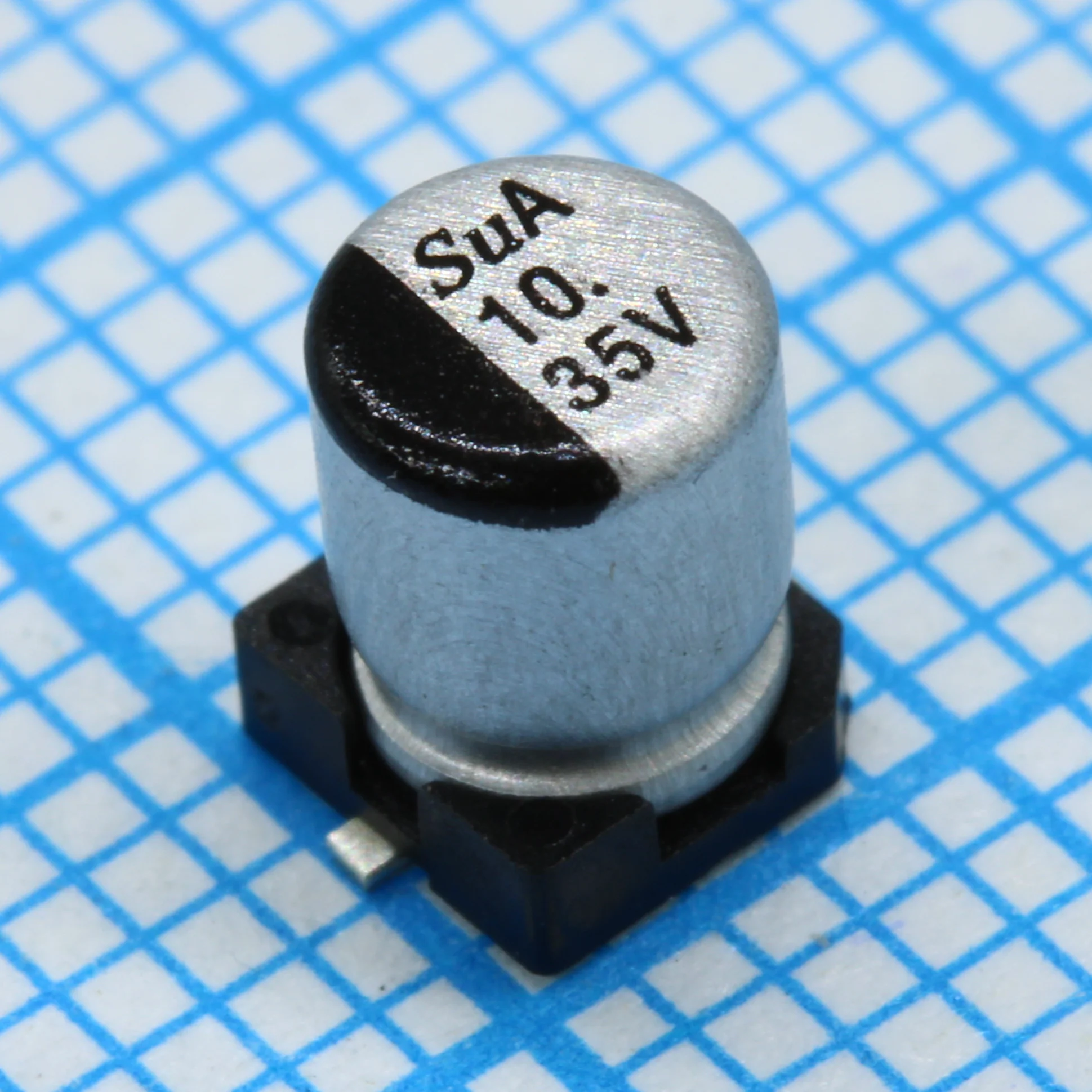 TS13CA1V100MBT000R - SMD Конденсатор алюминиевый электролитический 35В, 10мкФ ±20%, размер 4 X 5.8мм, 1.45 Ом, 80мА, 2000ч, 105С