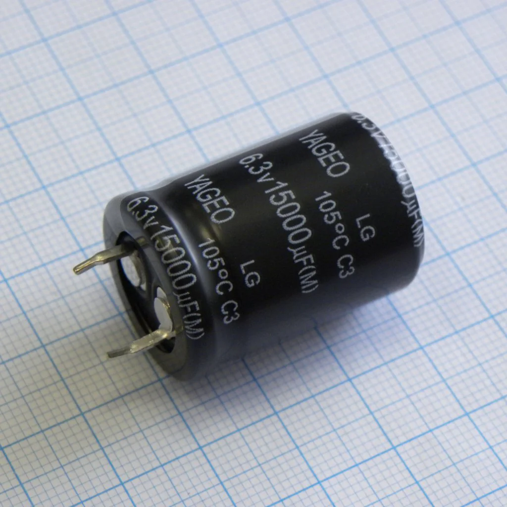LG006M15K0BPF-2230 - С защёлкиваемыми выводами 6V  15000uF ±20%, стандартные, 2000часов, -40...+105°С