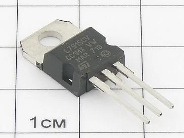 Микросхема L7915CV