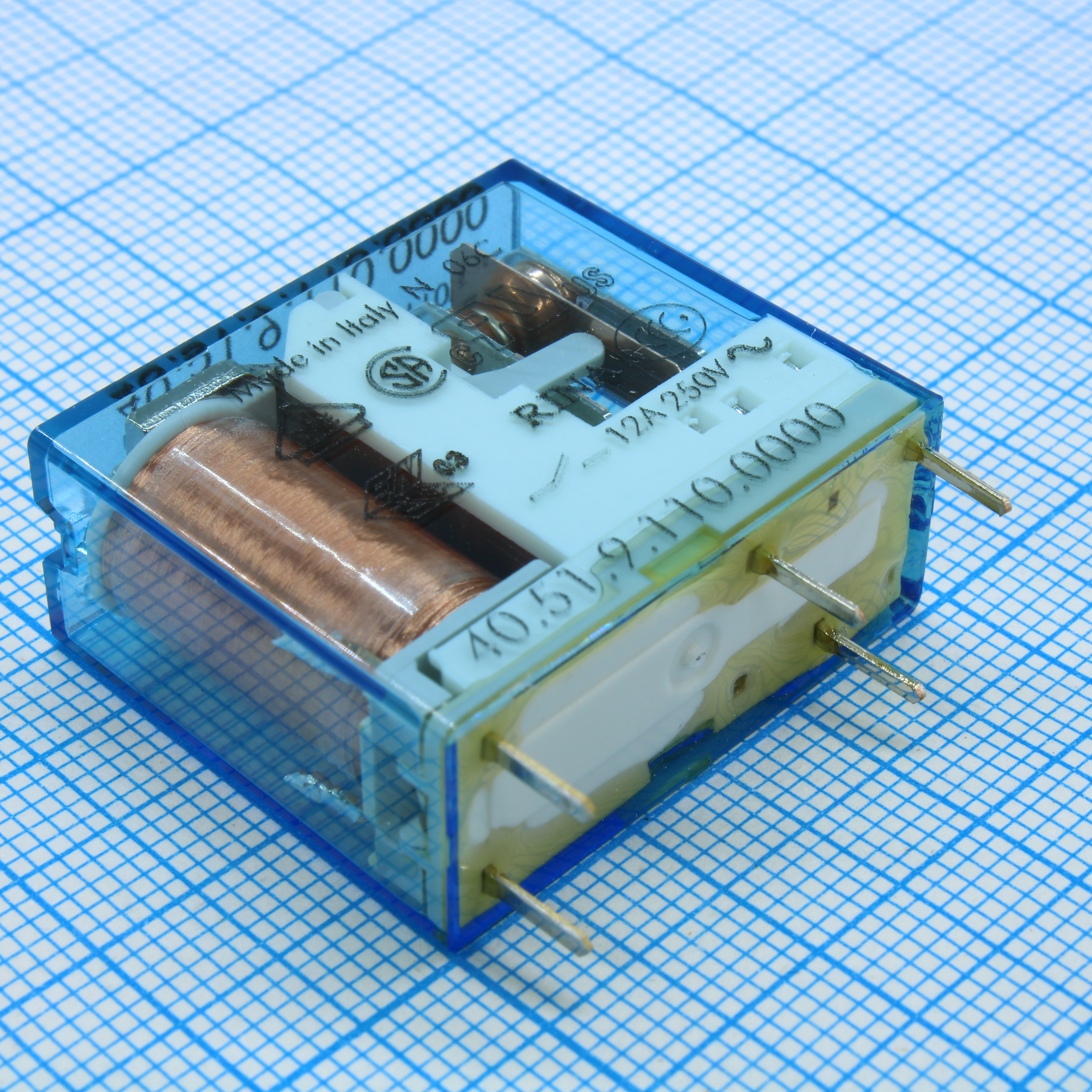 40.51.9.110.0000 - Реле силовое • 1 CO 12 A (для PCB),10 A (для розеток), одна группа на переключение катушка 110В монтаж в отверстие