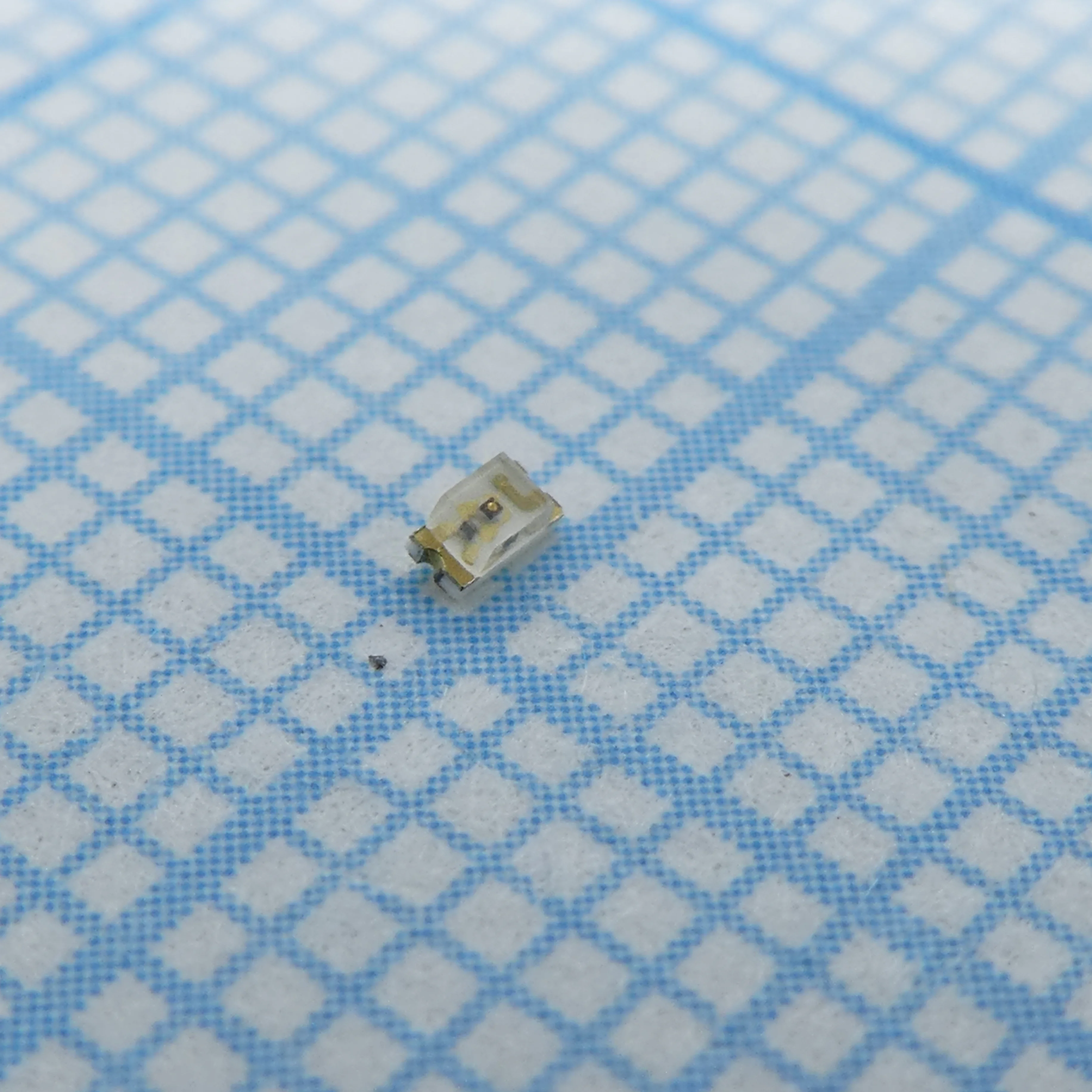 LTST-C190KRKT - Светодиод smd 1,6х0,8мм/красный/631нм/18-180мкд/прозрачный/130°