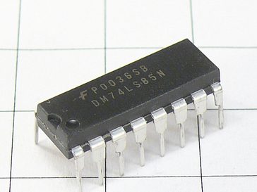 Микросхема DM74LS85N