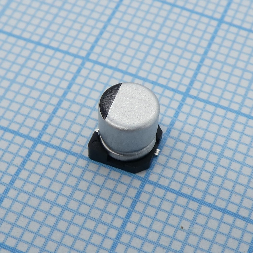 CK1V100M-CRD54 - Конденсатор алюминиевый электролитический 10мкФ 35В ±20% (5х5.4мм) для поверхностного монтажа 21мА 1000час 105°С стандартный с расширенным температурным диапазоном