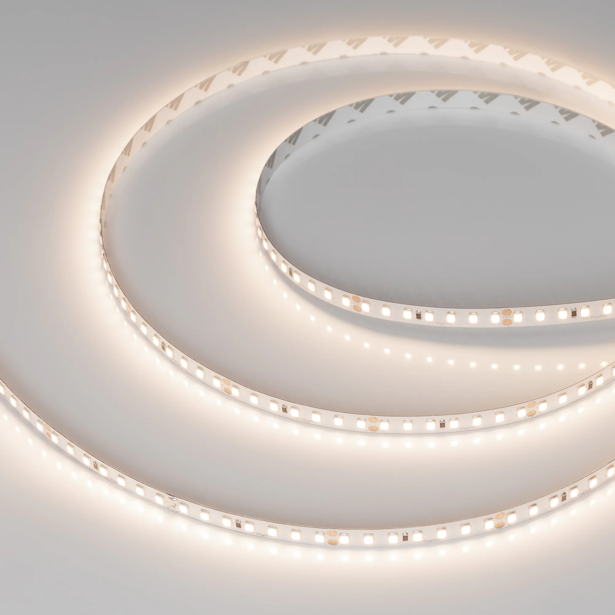 Лента UL-A140-8mm 24V Warm3500 (15 W/m, IP20, 5m) 046980 - Светодиодная лента UL-A140, открытая. Светодиоды 2835, 140 шт/м (700 шт на 5 м), белая плата, ширина 8 мм, скотч 3M. Цвет ТЕПЛЫЙ 3500 K, цветопередача CRI>90, угол 120°. Питание 24V, мощность 15 В
