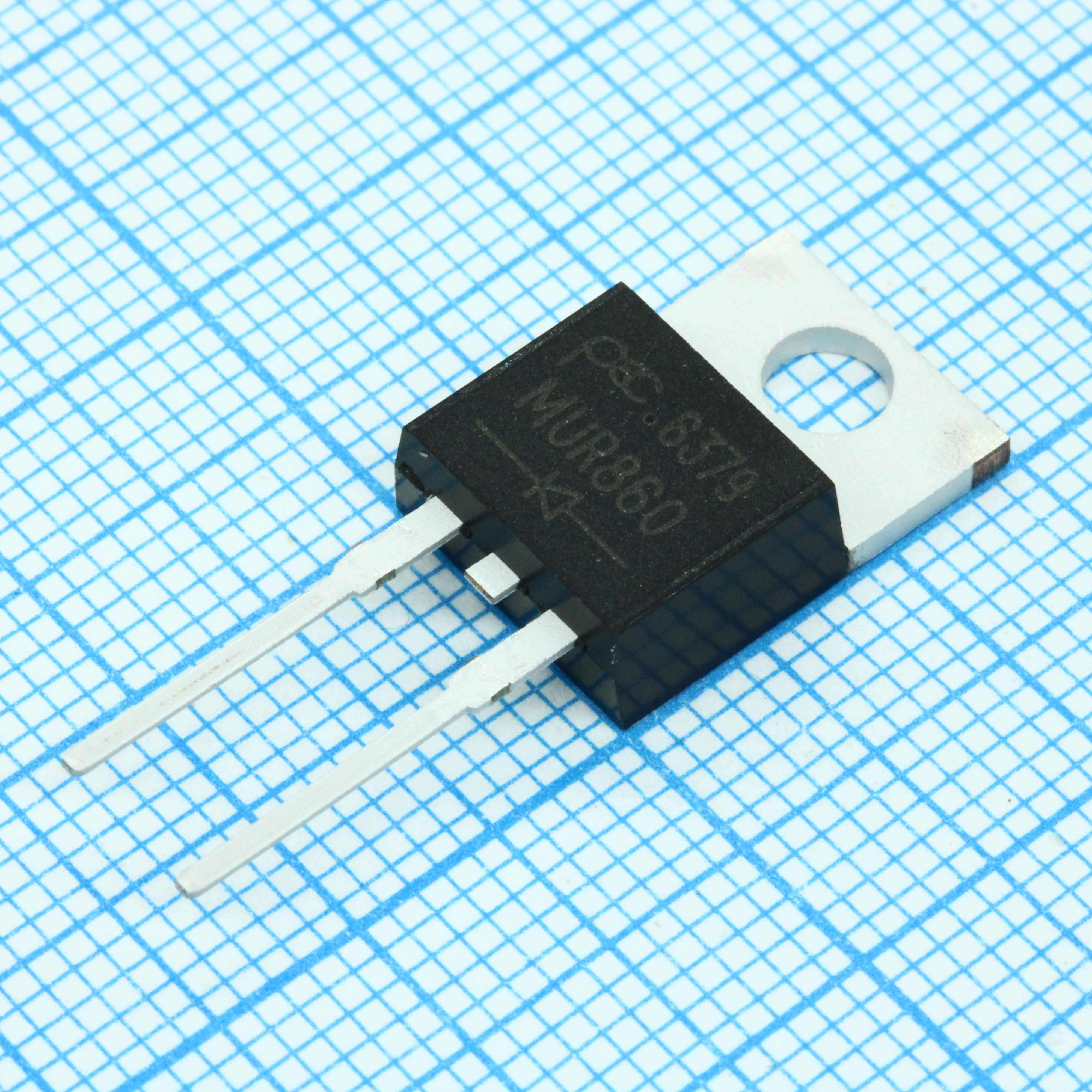 MUR860 - Диод общего применения 600В 8A TO220AC