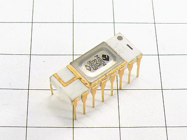 Микросхема М1804ВУ3