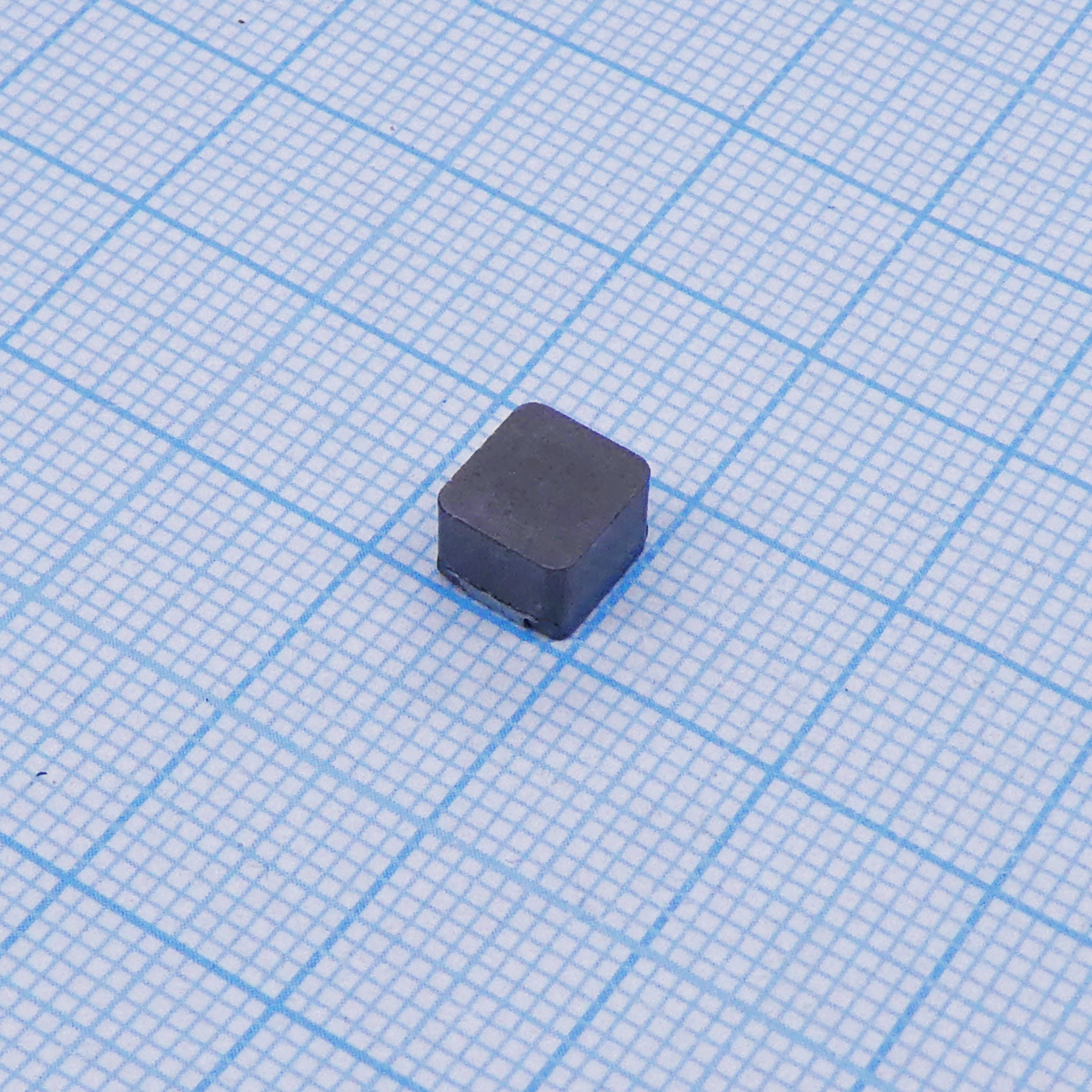IHLP2525EZER100M01 - ЧИП-индуктивность экранированная 10мкГн ±20% 4,5A 71,3мОм  2525 лента на катушке