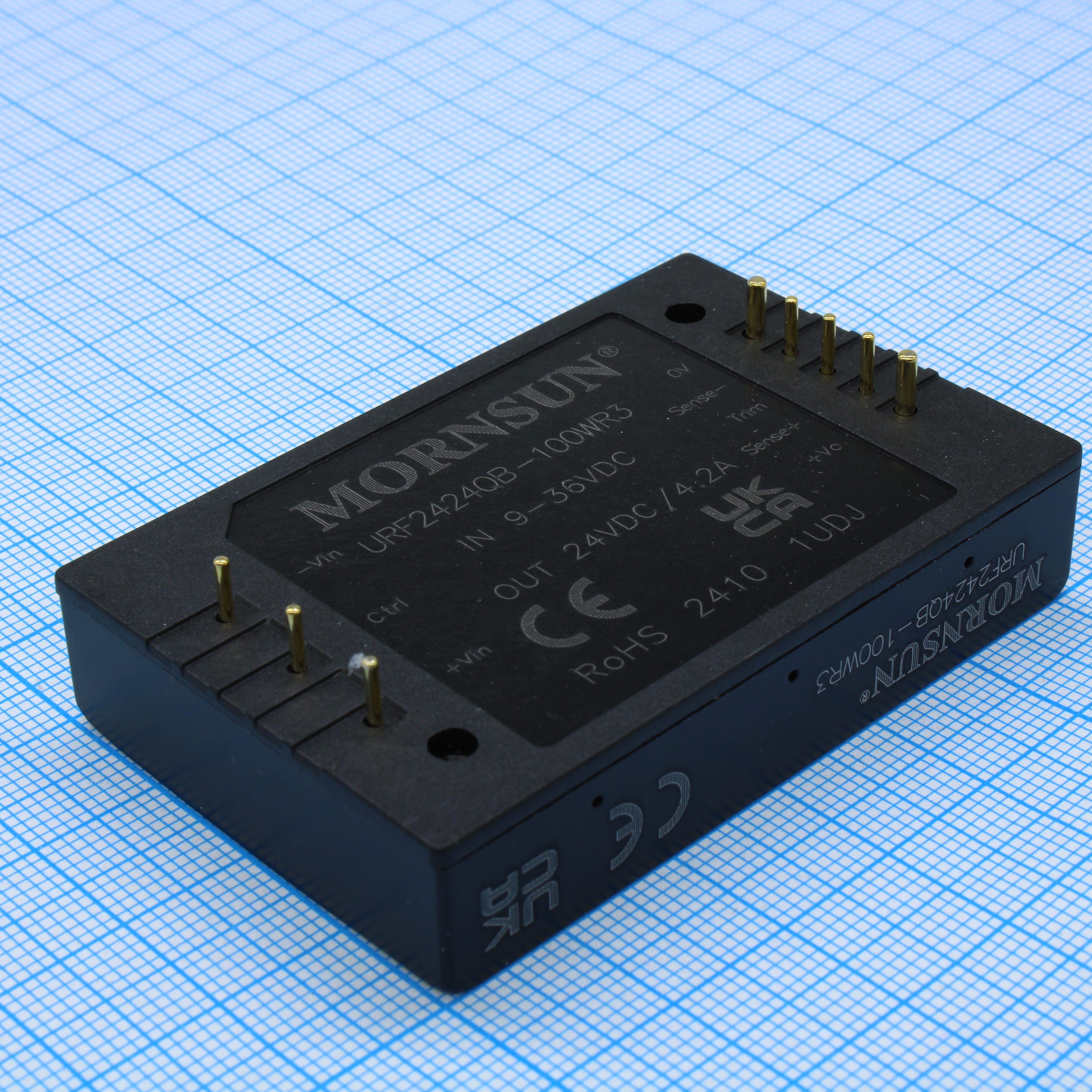 URF2424QB-100WR3 - Преобразователь DC/DC мощность, Вт: 100 вход 24(9-36)В выход 24В/4.2А изоляция: 2250В