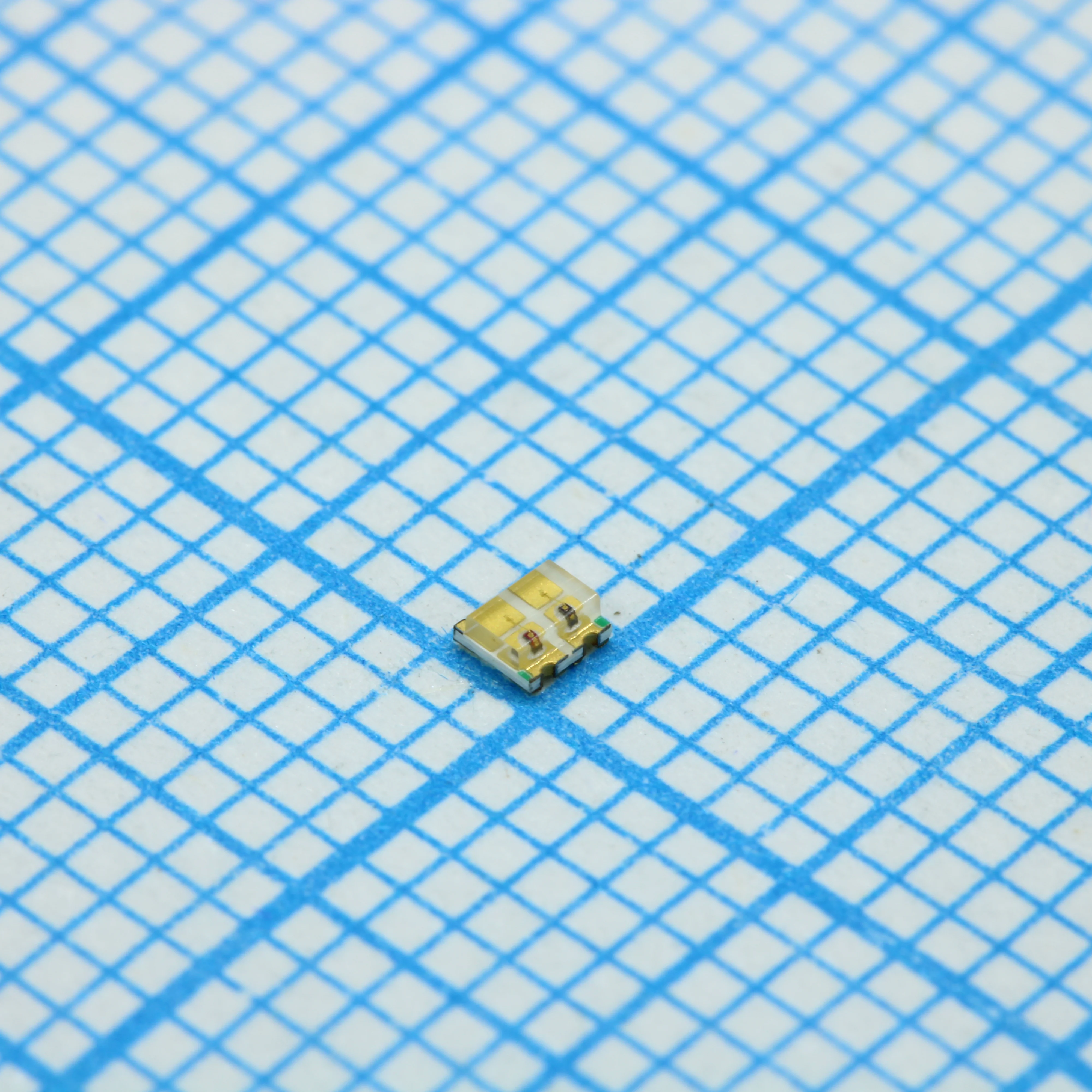 HL-PCB-1617S9FS11GC - Светодиод smd 1,7х1,6x0,68мм/RG/622нм 270-350мкд - 573нм 70-90мкд при  20мА/ 2,1v/ 130°