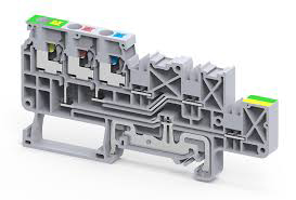 Клемма для подключения датчиков CPPTG2.5/4 - Клемма для подключения датчиков, с заземлением, тип фиксации провода: push-in, номинальное сечение: 2,5 мм кв., 16A, 150V, ширина: 7 мм, цвет: серый, тип монтажа: DIN 35