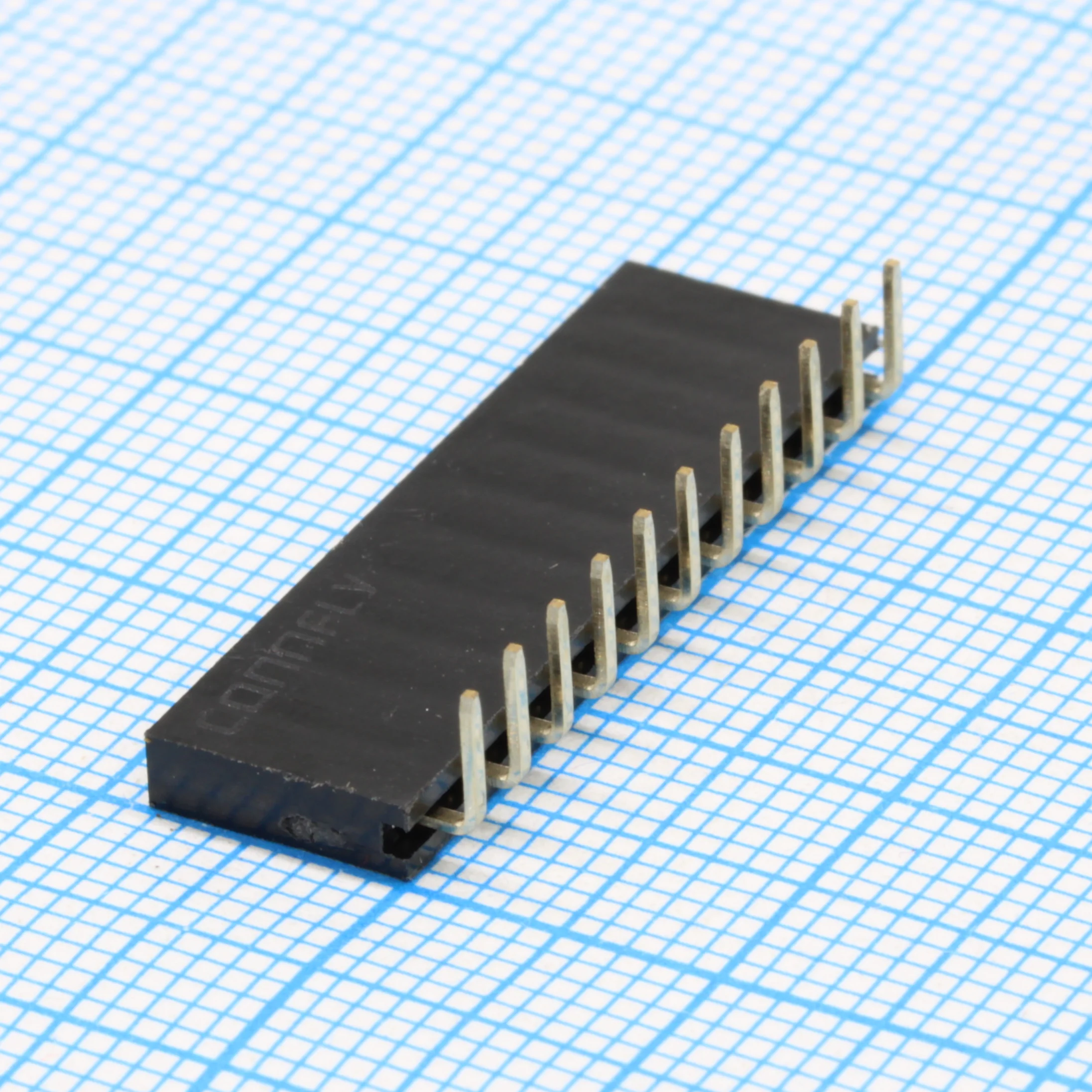 DS1024-1X11R0 - Гнездо на плату угловое 1x11 конт., шаг 2.54 мм., длина 8.5мм