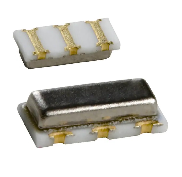 CSTNE8M00G550000R0 - Керамический резонатор 8МГц ±0.5% (точность) ±0.2% (стабильность) 33пФ 40Ом 3-Pin CSMD лента на катушке