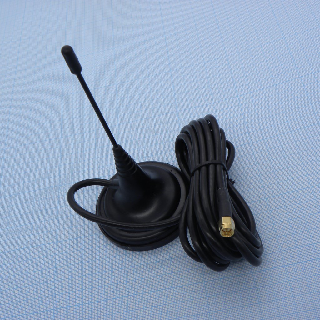 ANT GSM ANTEY 915 SMA - GSM 900/1800; 50Ом; 5,0 дБ; КСВ 1,9:1; магнитная база 65мм; длина кабеля 3м; ветровая нагрузка: 150км/ч; SMA-M-разъем