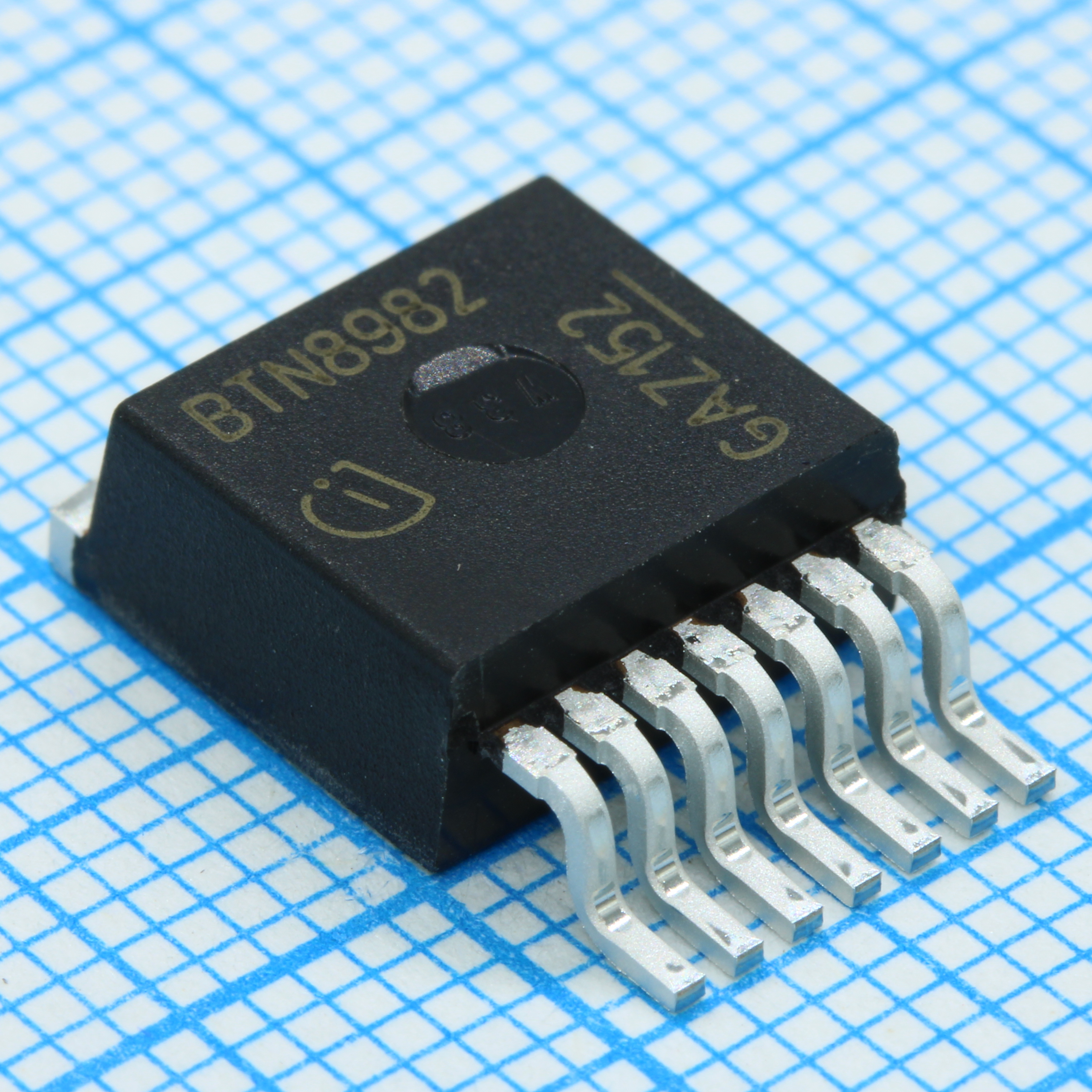 BTN8982TA - Полумостовой драйвер двигателя автомобильного применения 8-Pin(7+Tab) TO-263 лента на катушке