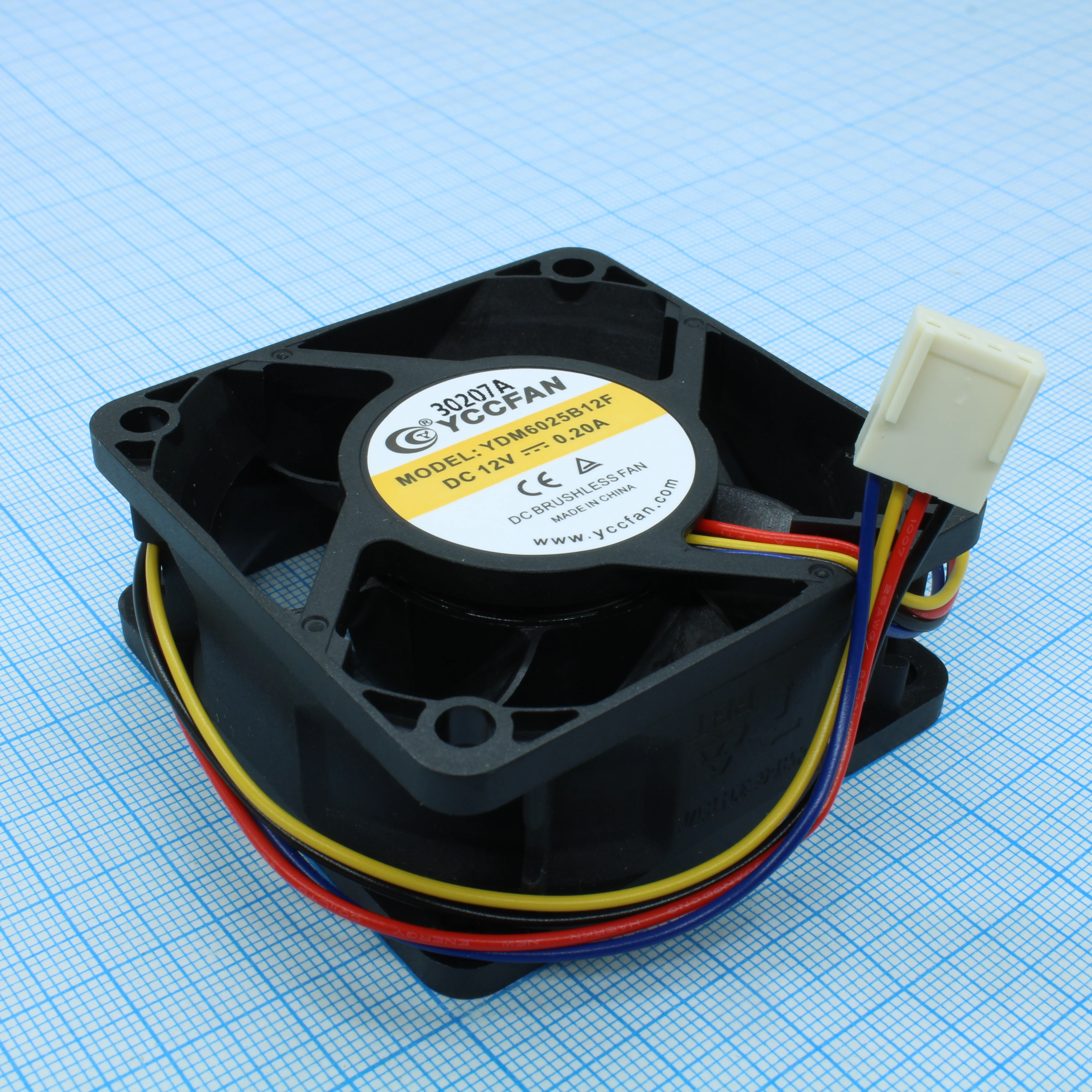 YDM6025B12F1 - Вентилятор 12В 60х60x25 B, 2.04W, 5000 об/мин, 43.3м3/час, 37.7дБ, подшипник качения, FG, PWM, тип вывода - провод, разъем 4 конт