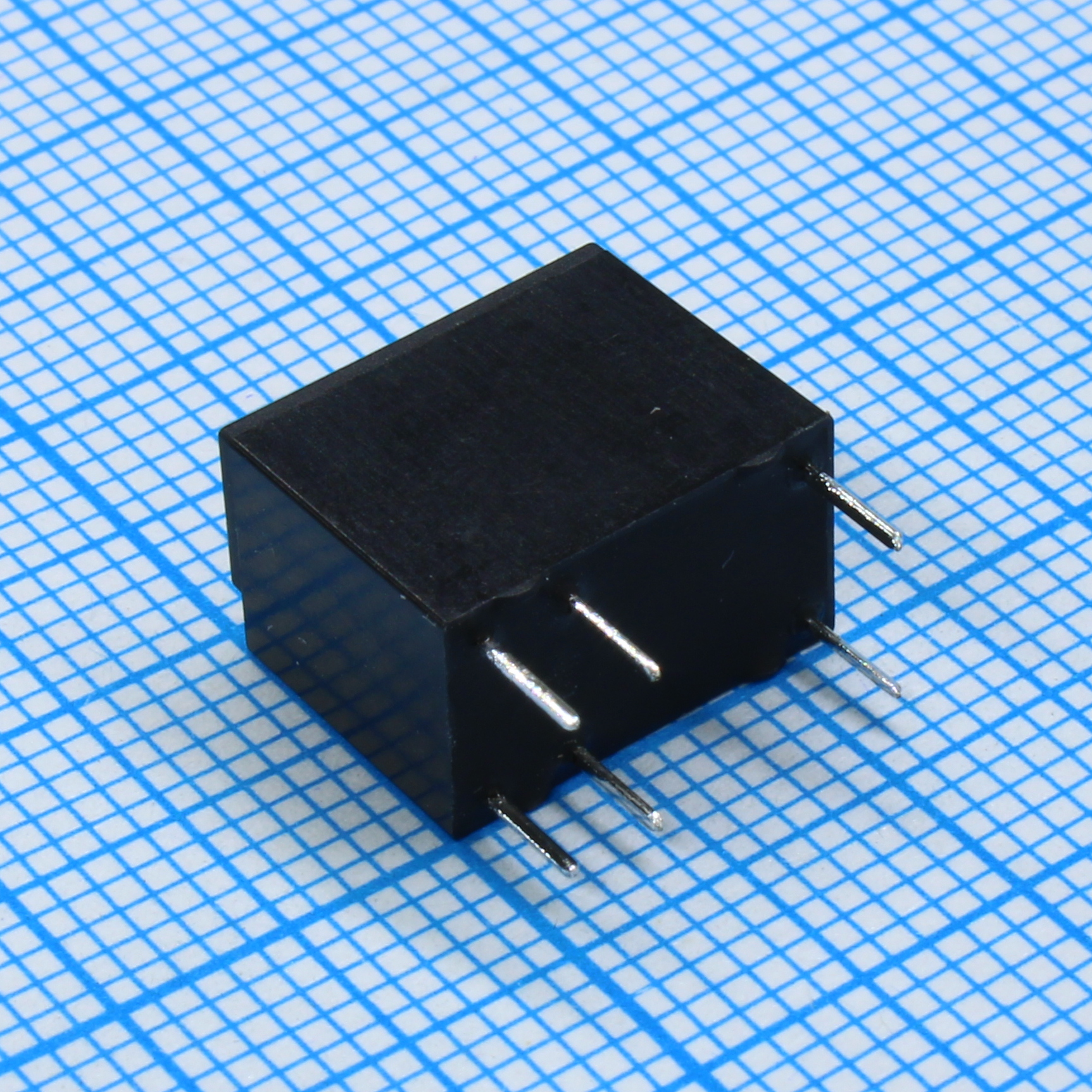 HFD23/005-1ZP - Реле миниатюрное серия HFD23 1A одна группа на переключение катушка 5В