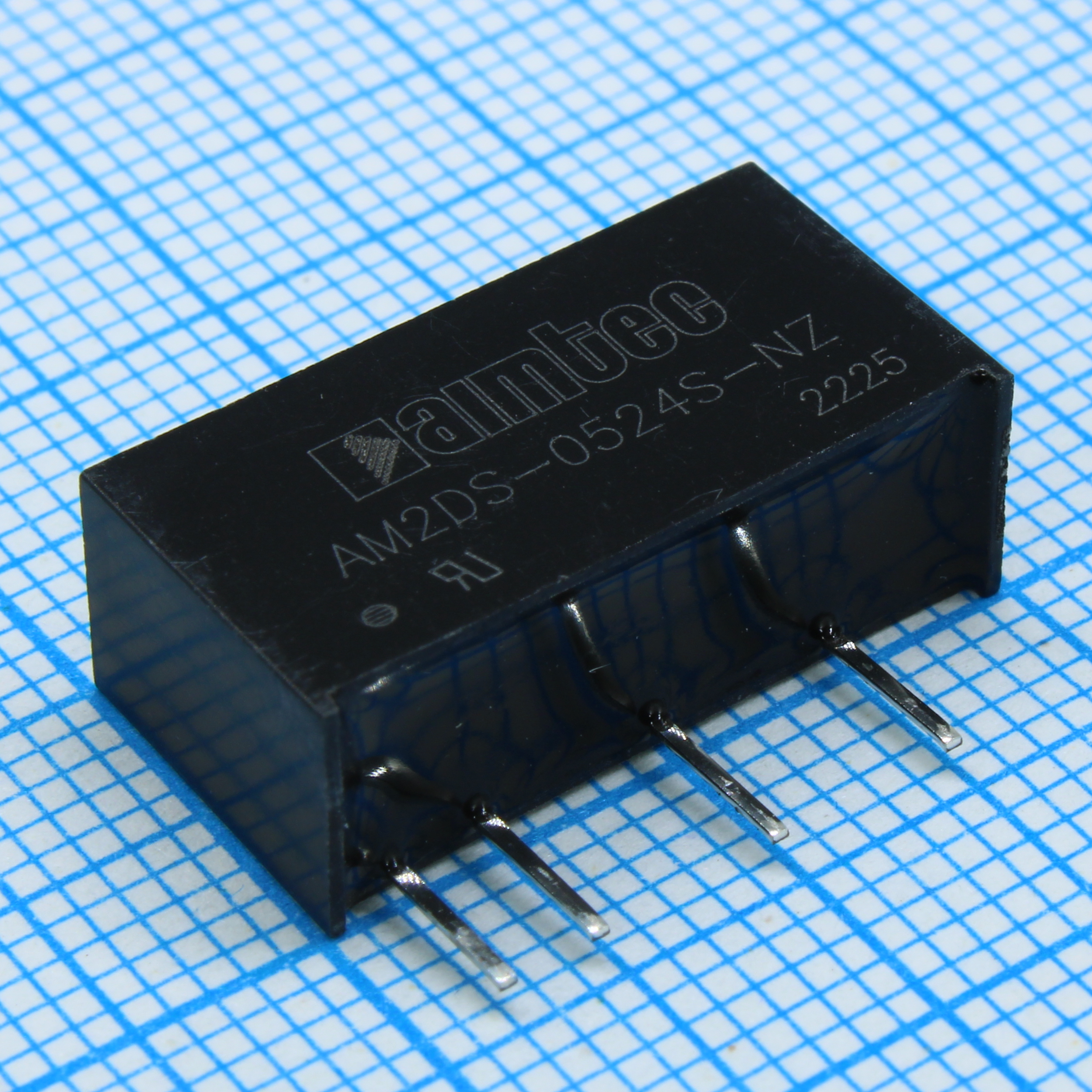 AM2DS-0524S-NZ - DC/DC, 2Вт, вход 4.5…5.5В, выход 24В/0.083А, изоляция 1500В DC, КПД 84%, максимальная емкостная нагрузка не более 220мкФ, SIP7, 19.6x7x10мм, -40…105°C, пластик