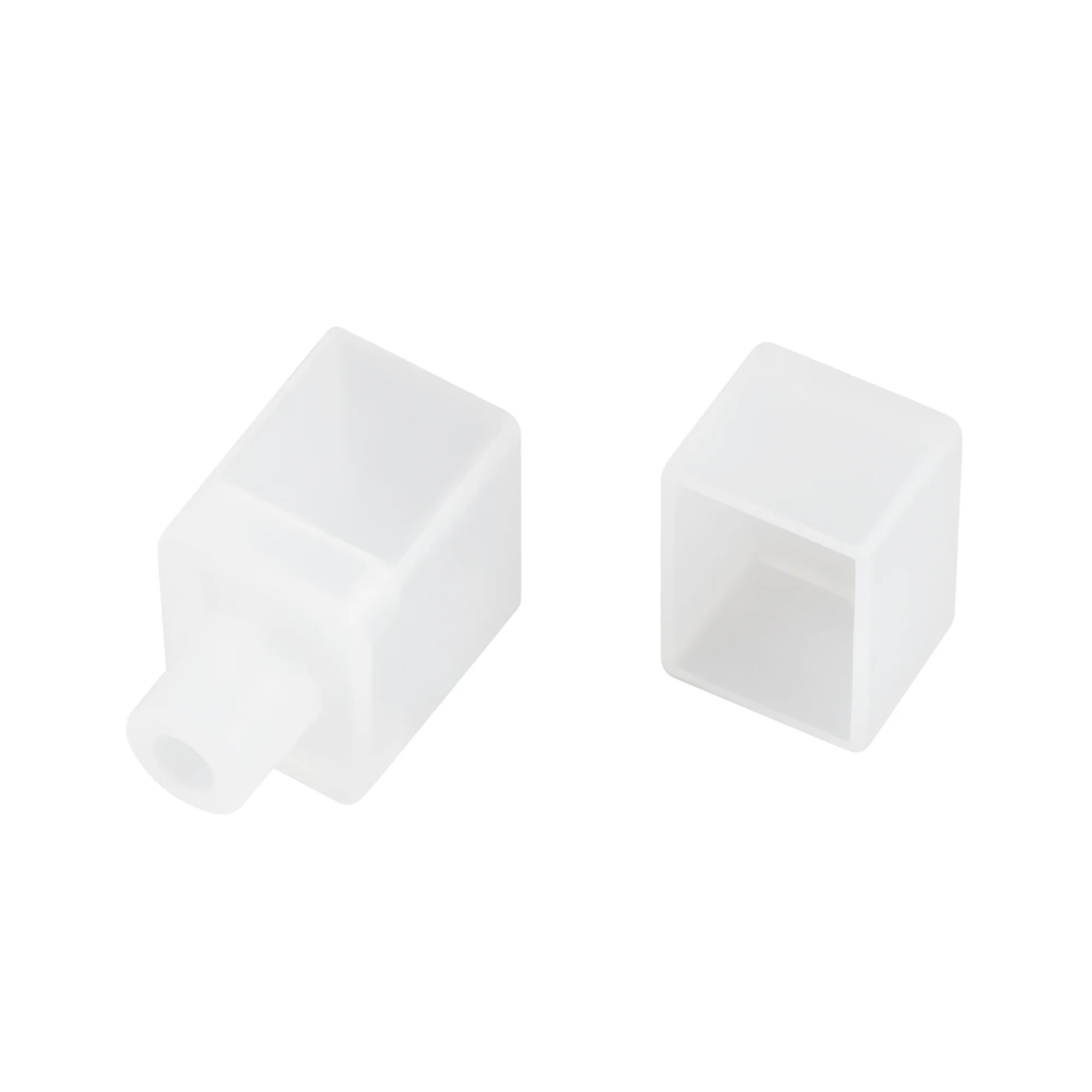 Заглушка MOONLIGHT-CAP-12x17mm-TOP-S-SET 041024 - Комплект силиконовых заглушек для гибкого неона MOONLIGHT, сечение 17х12мм. В комплекте заглушка с выводом под кабель питания (вдоль линии сечения ленты) и глухая заглушка. Использовать с герметиком.