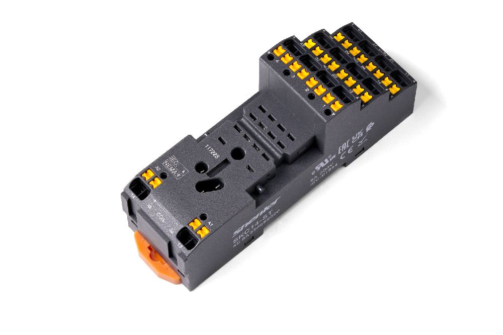 Колодка для реле SKC14-S - Колодка для реле, 4 группы переключающих контактов, пружинная фиксация провода, монтаж на DIN рейку, 300V, 10A, для реле серий: RKE, с возможностью установки (поставляется отдельно): пластик. фикс. SK36F, марк. шильд. SK4P, моду