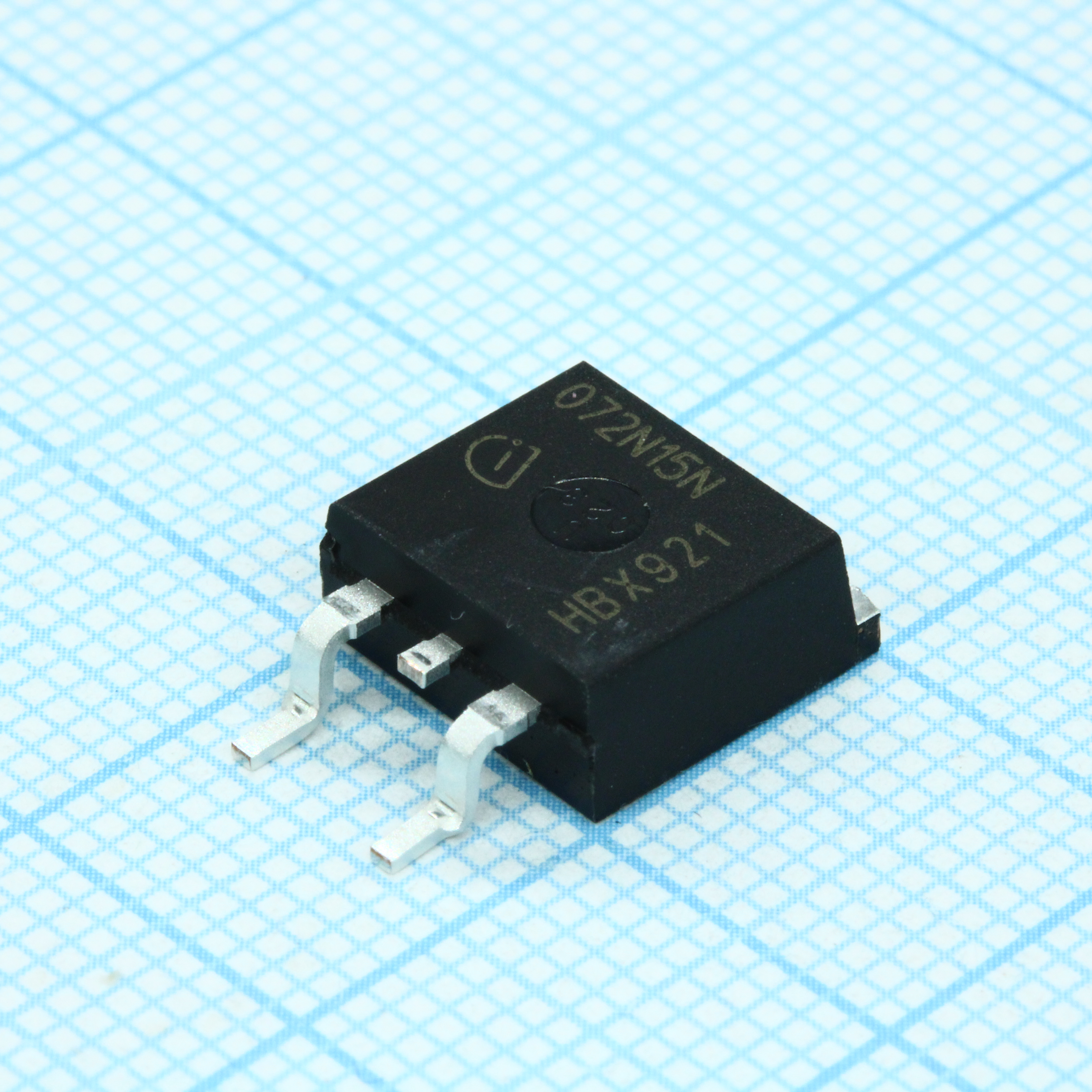 IPB072N15N3GATMA1 - Транзистор полевой MOSFET N-канальный 150В 100А 300Вт
