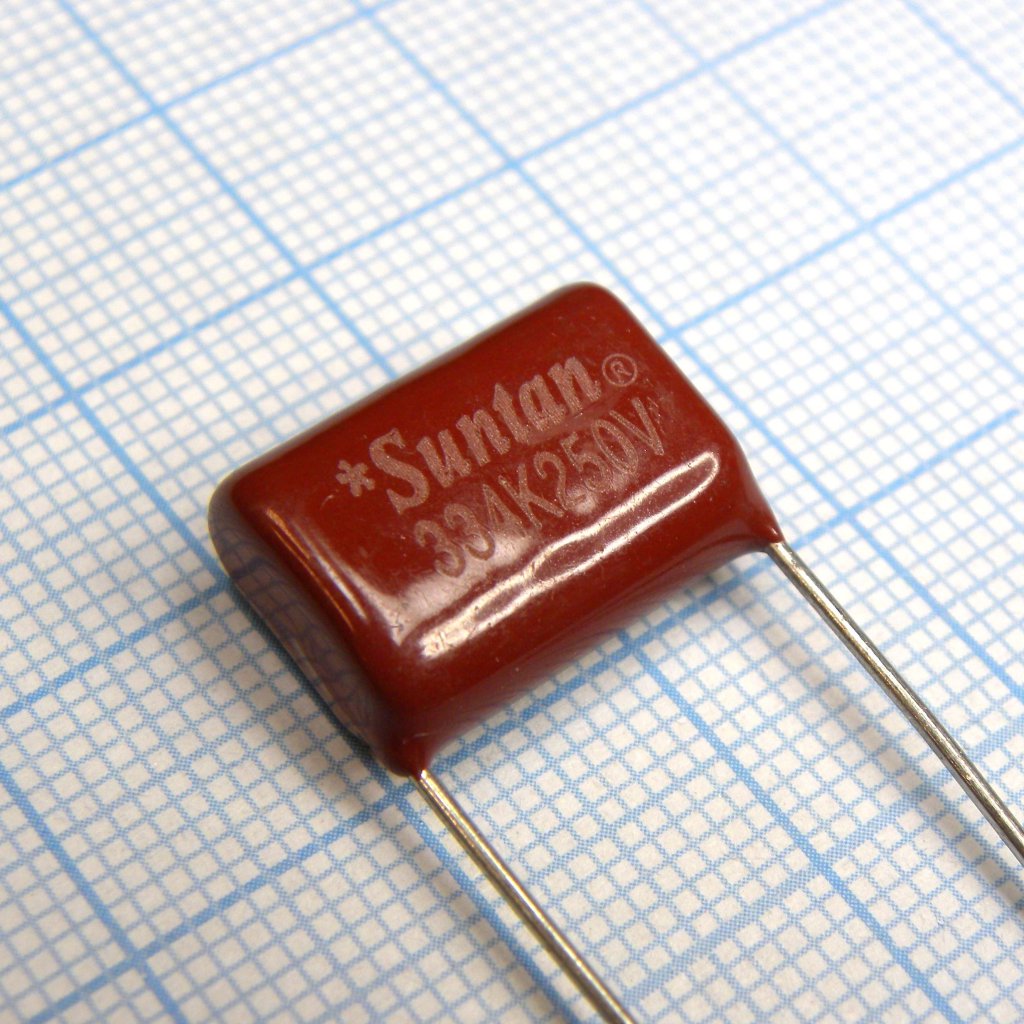 TS07002E334KSB0E0R - Конденсатор полипропиленовый 250В 0.33мкФ  ±10% 18x9x14мм +85°C