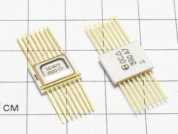Микросхема ОС564КП1