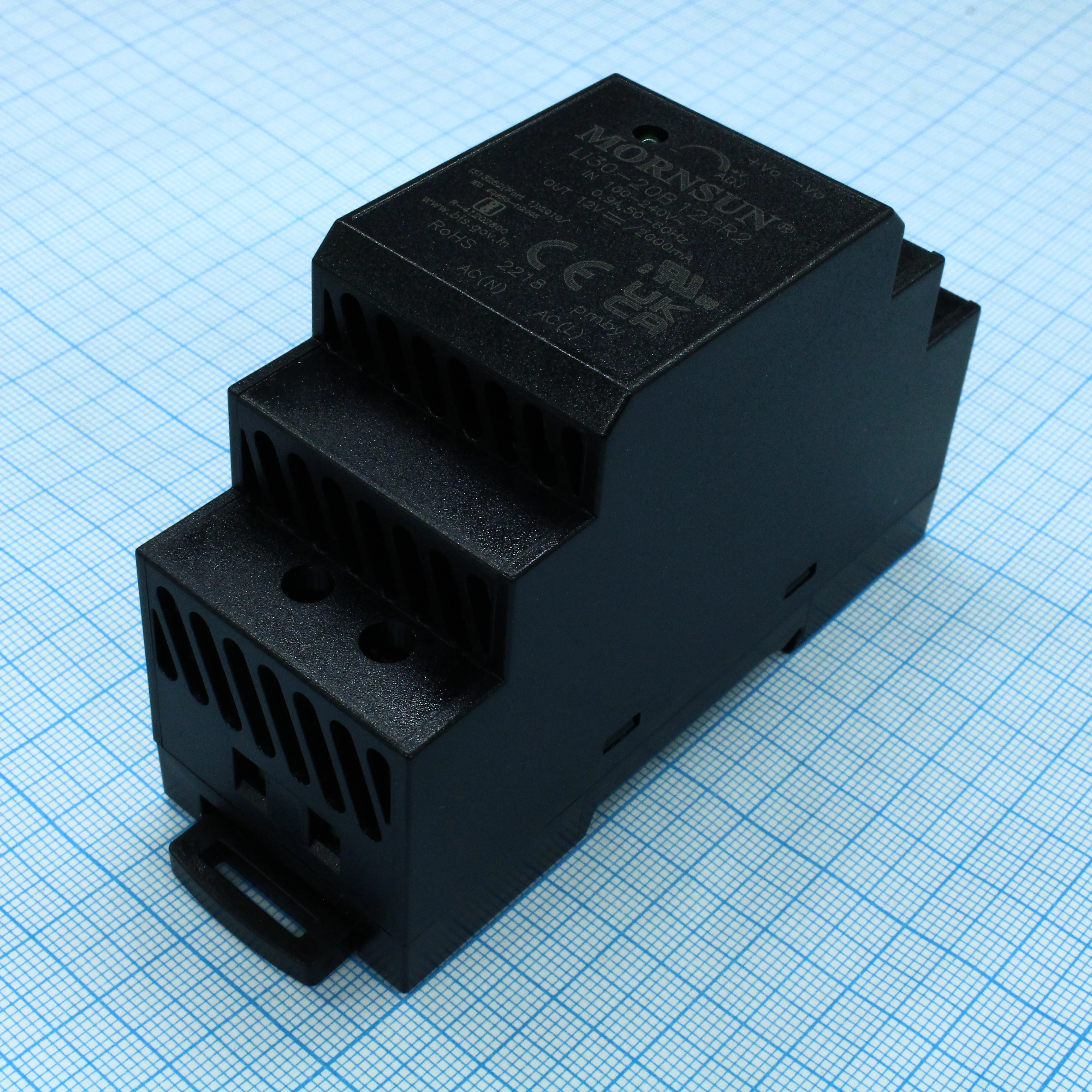 LI30-20B12PR2 - Преобразователь AC-DC на DIN-рейку  30Вт, выход 12В/2A, вход 84…264V AC, 47…63Гц изоляция 4000В AC -40…+70°С