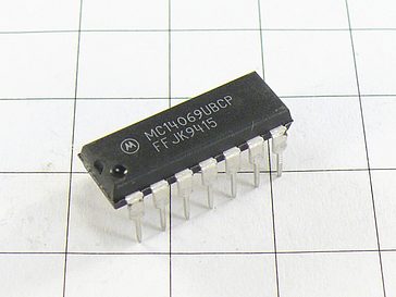 Микросхема MC14069UBCP