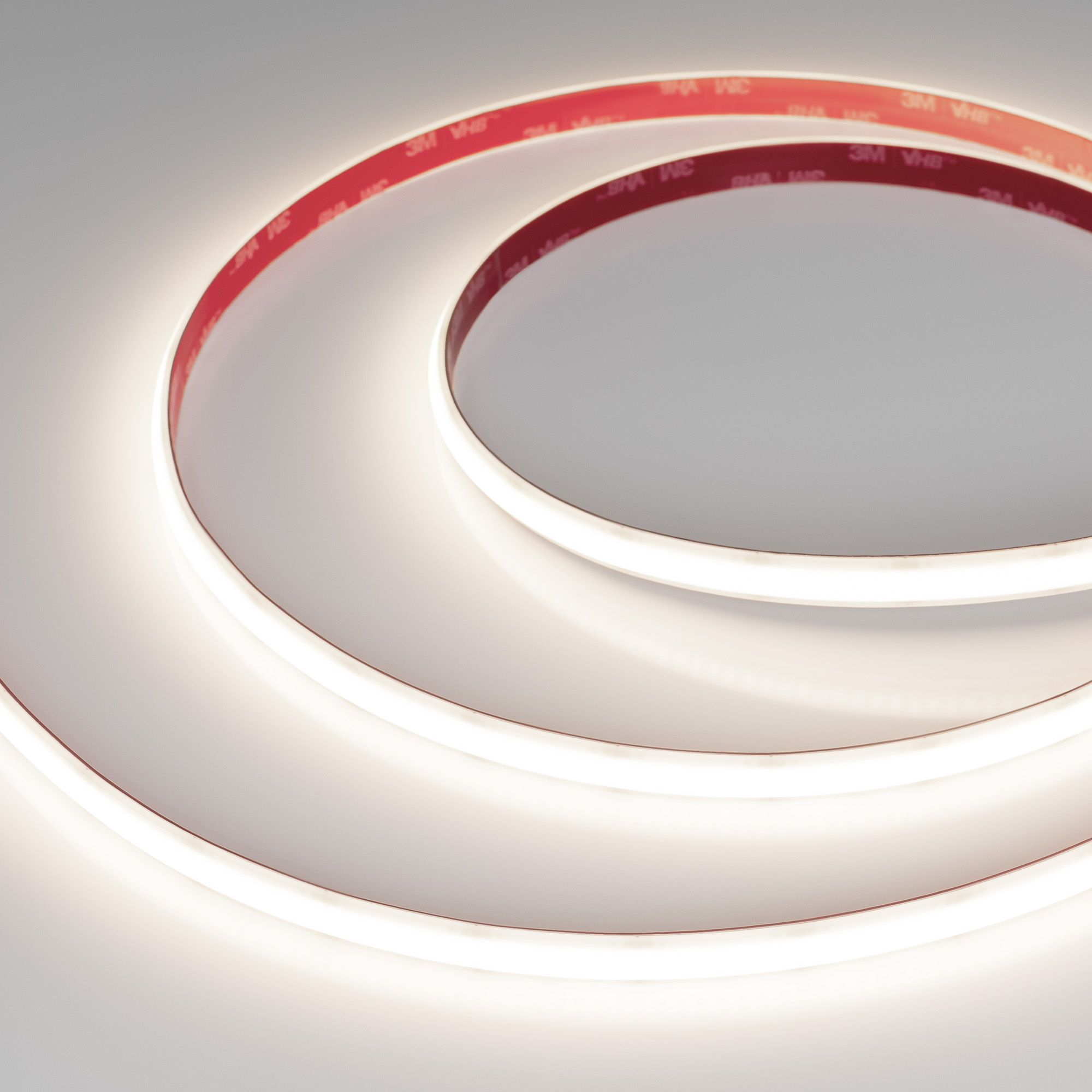 Лента герметичная RTW-SEW-A304-10mm 24V Day4000 (25 W/m, IP65, 2835, 5m) 045216 - Светодиодная лента RTW-A304, герметичная IP65 (SEW - матовое силиконовое покрытие). Светодиоды SMD 2835, 304 шт/м (1520 шт на 5 м), белая плата, скотч 3M. Цвет ДНЕВНОЙ 4000 