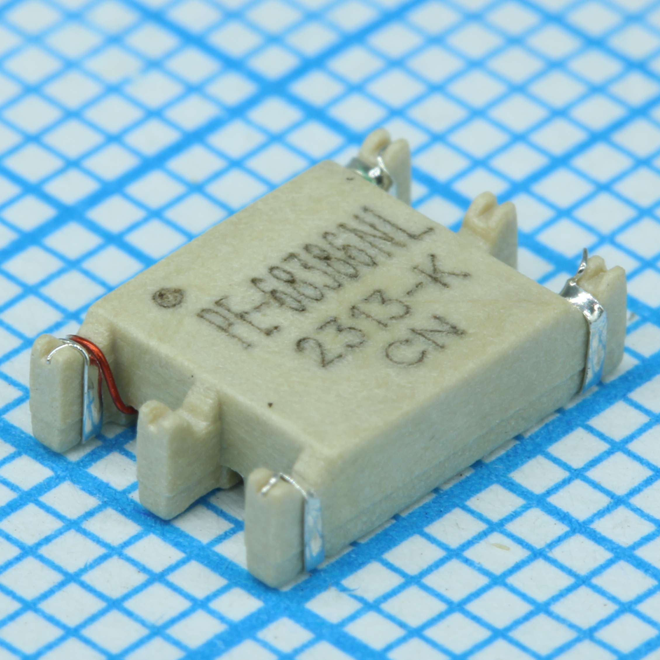 PE-68386NLT - Трансформатор импульсный 1:1 изоляция 1500В  0.6Ом первичная обмотка 0.6Ом вторичная обмотка 6 выводов для поверхностного монтажа автомобильного применения