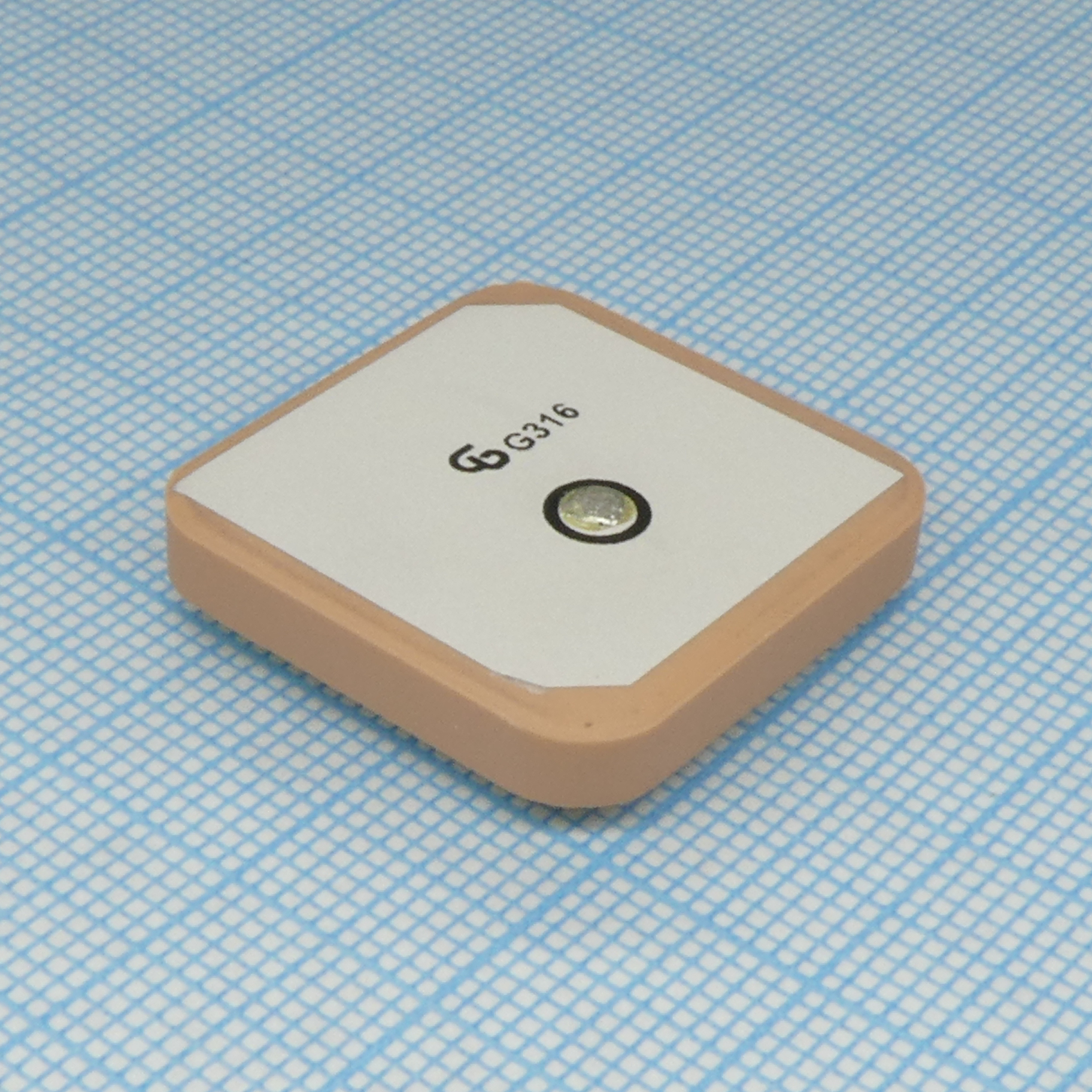 PA1590MI4G-316-FZM - Встраиваемая проходная патч-антенна GPS/GLONASS