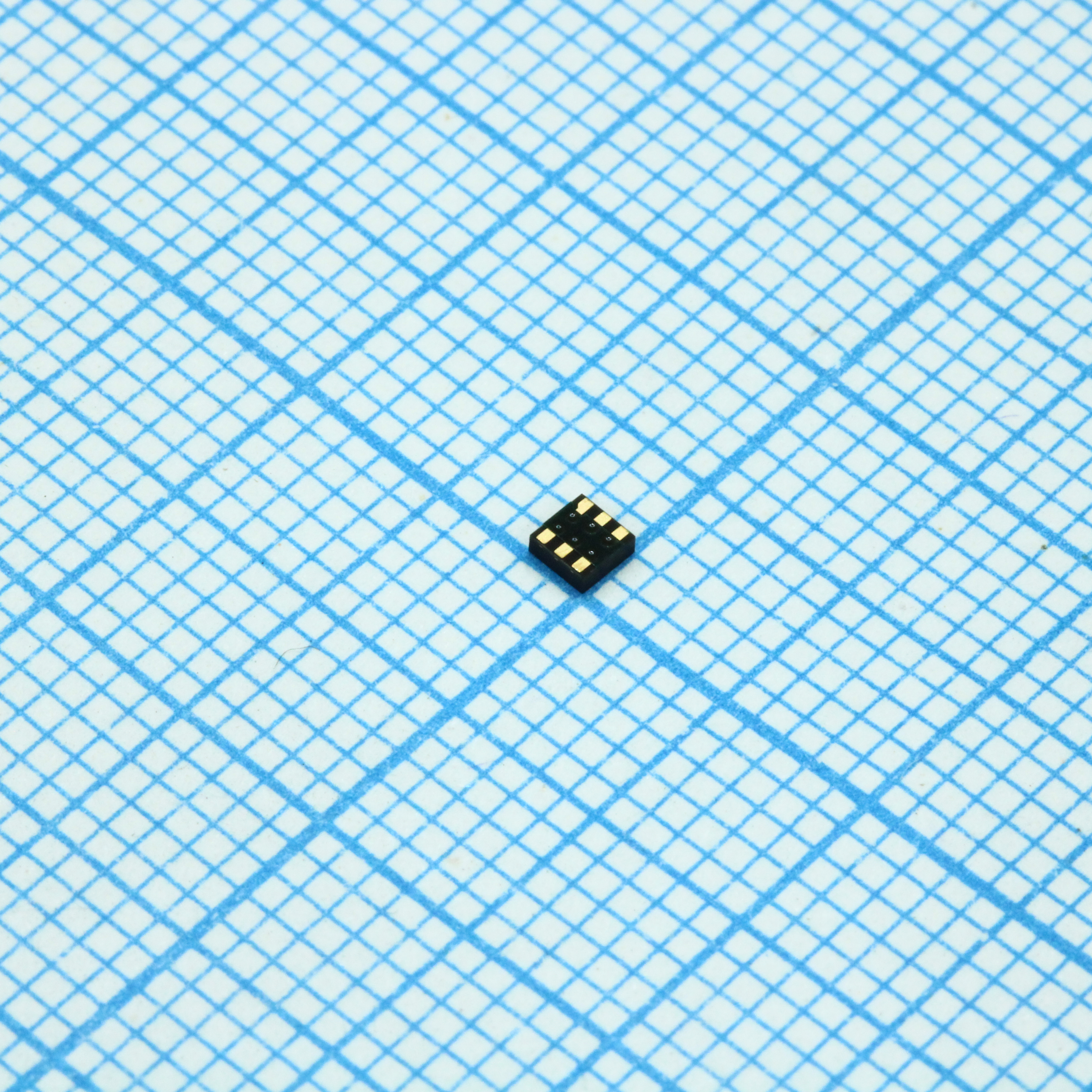 MAX17222ELT+T - Преобразователь постоянного тока повышающий выход 1.8....5В 0.2А 6-Pin UDFN лента на катушке