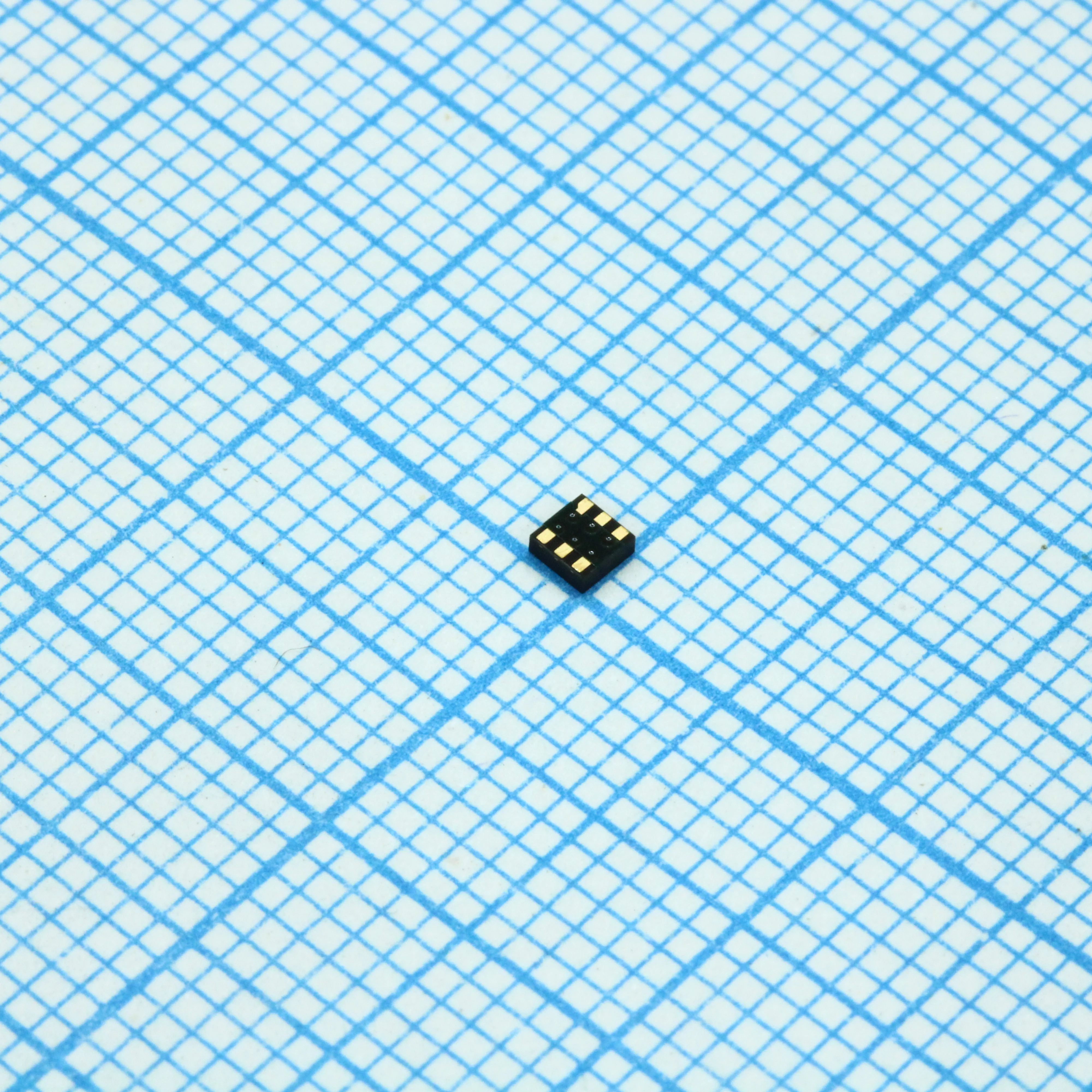 MAX17222ELT+T - Преобразователь постоянного тока повышающий выход 1.8....5В 0.2А 6-Pin UDFN лента на катушке