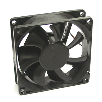 RQD 8025MS 12VDC - Вентилятор 12В 80x80х25мм, 3000 об/мин., 63м3/час, 29дБ, подшипник скольжения, тип вывода - провод