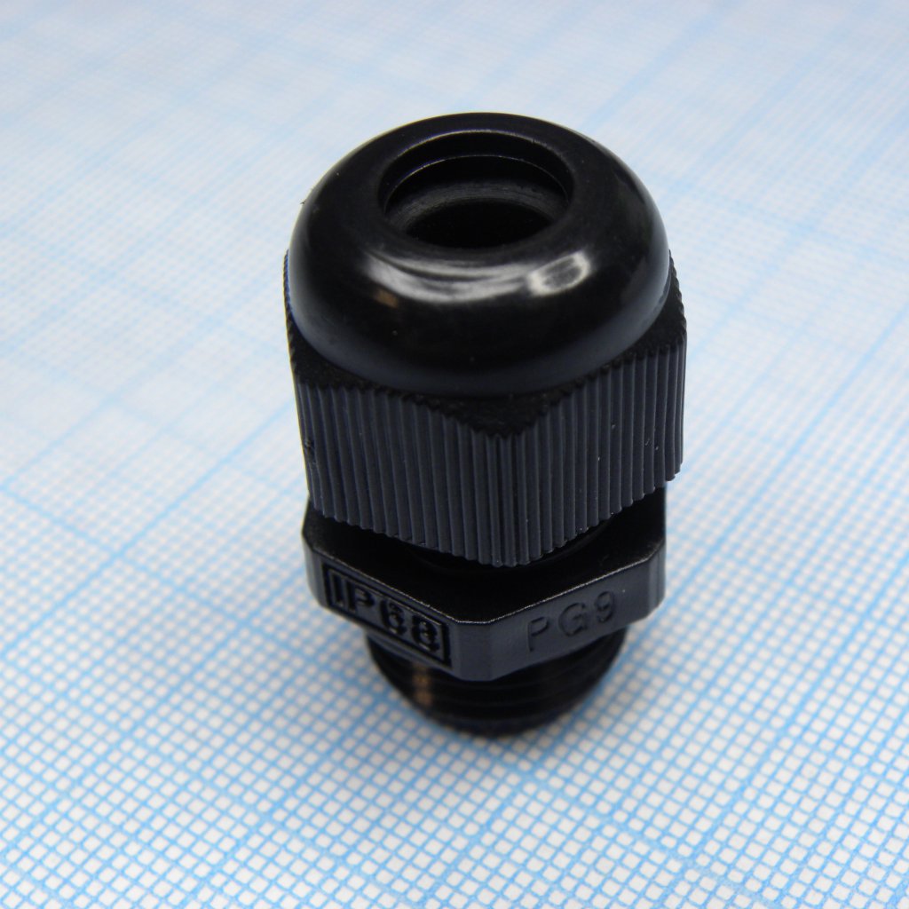 DDL-PG9P (black) - Кабель ввод, крепление на панель, гайка для крепления на панель приобретается отдельно