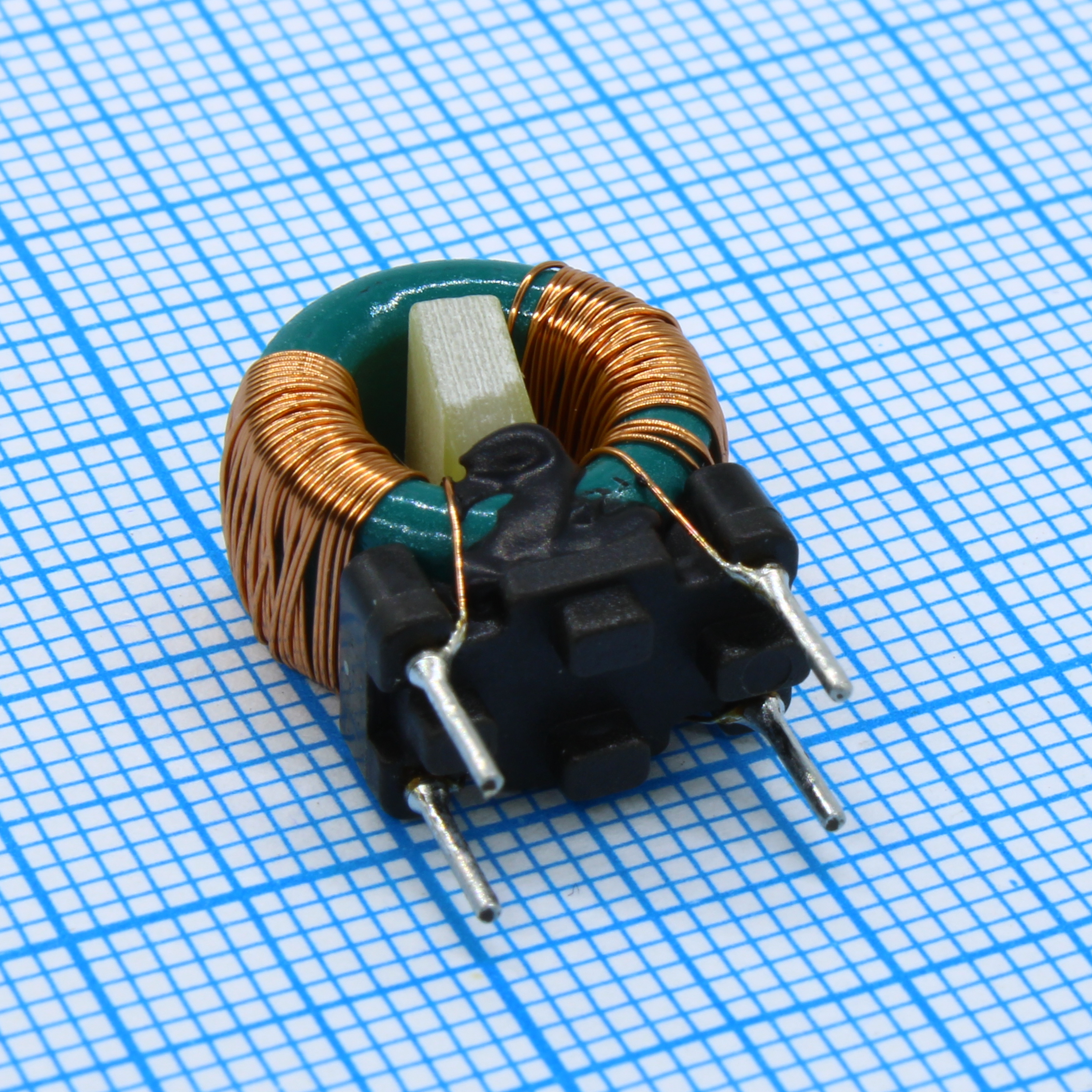 FL2D-Z5-103 - Дроссель синфазный 2x10mH, 0.5A, 2x500mOhm, 18x17x9.6мм, -40…+105°С