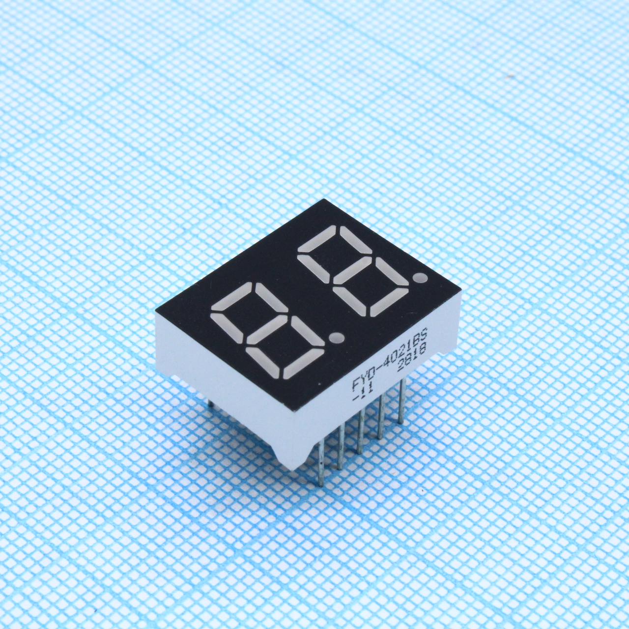 FYD-4021BS-11 - 2-х разрядный индикатор 10,2мм/красный/660нм/15-20мкд/ОА