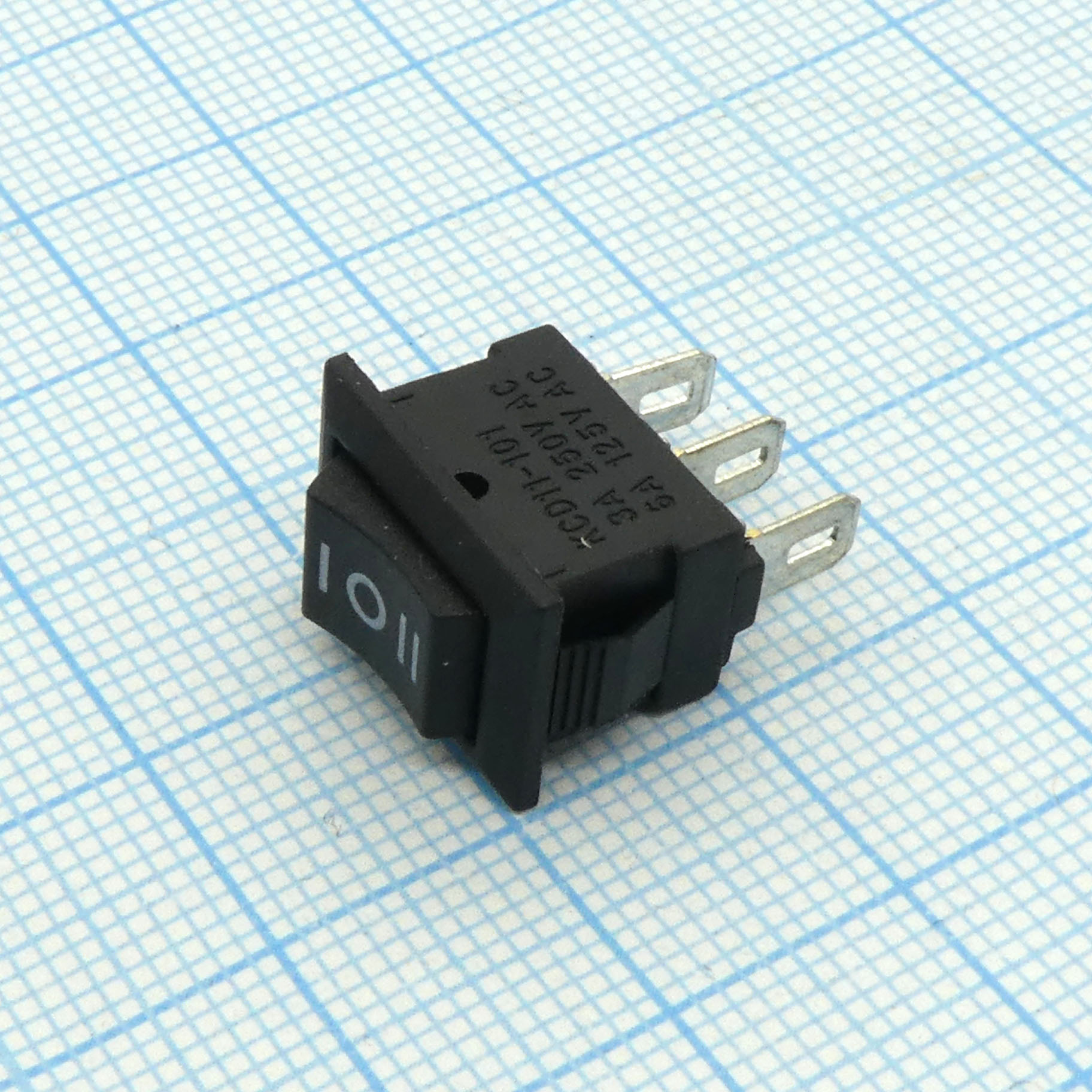 SWSMRS-103-1-C3-B/B - переключатель клавишный