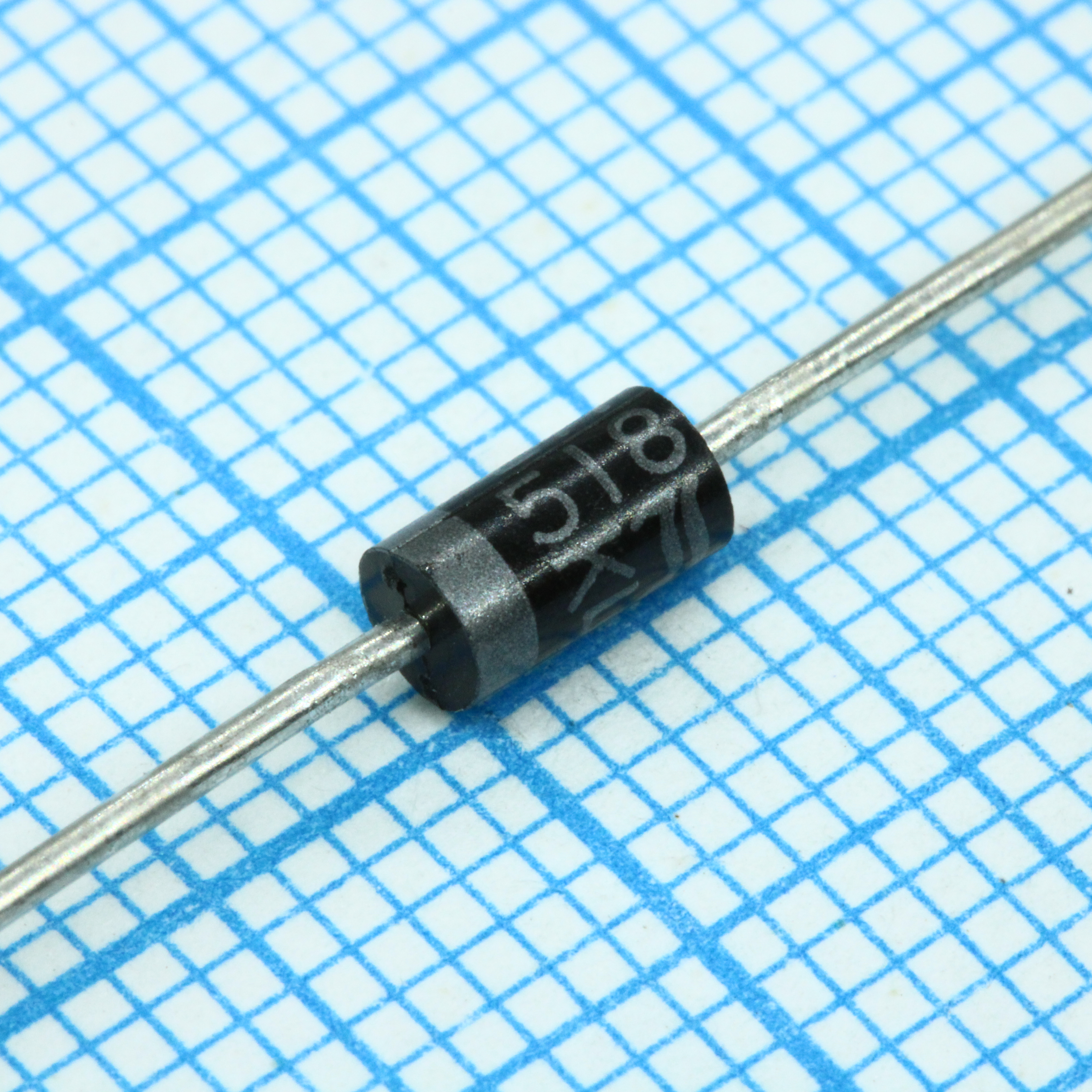 EM518 - Диод выпрямительный 2000В 1А